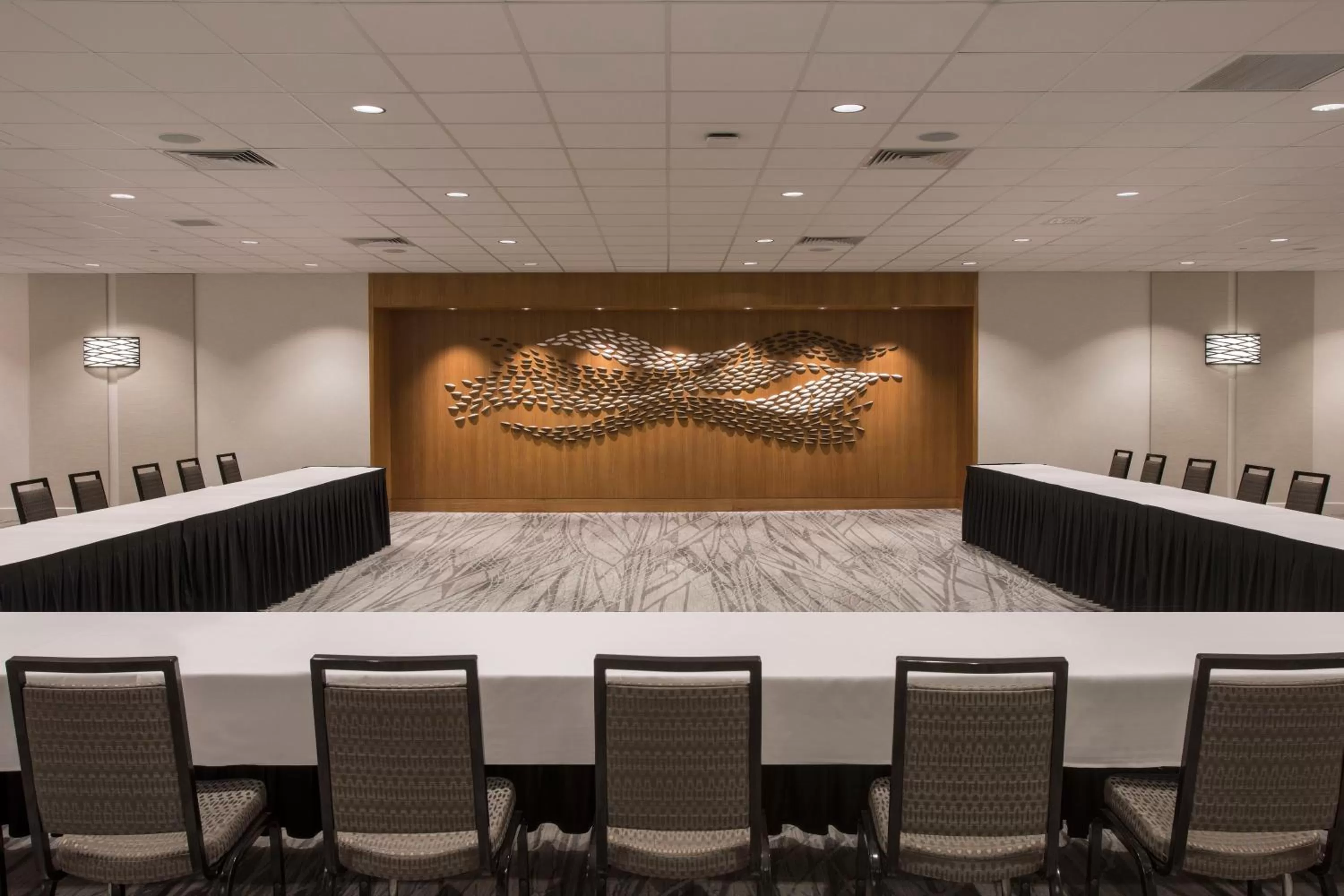 Banquet/Function facilities in 'Alohilani Resort Waikiki Beach