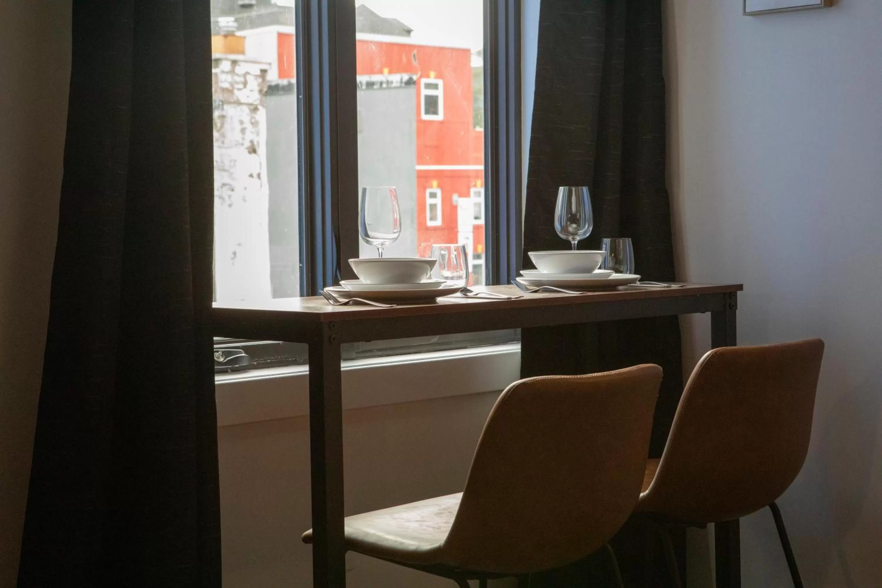 Cameo Hotel and Suites