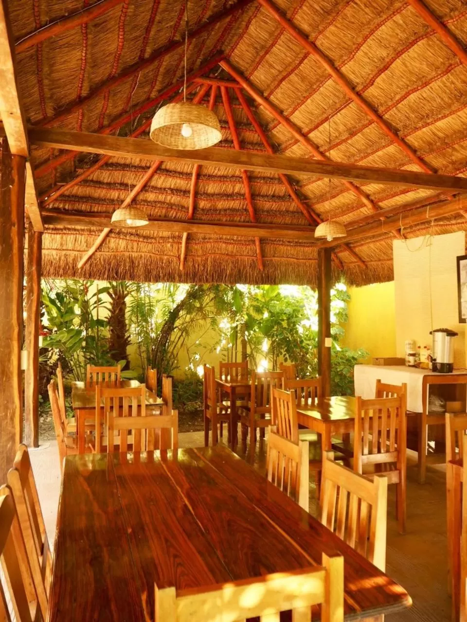 Restaurant/places to eat in Hotel Maya Balam