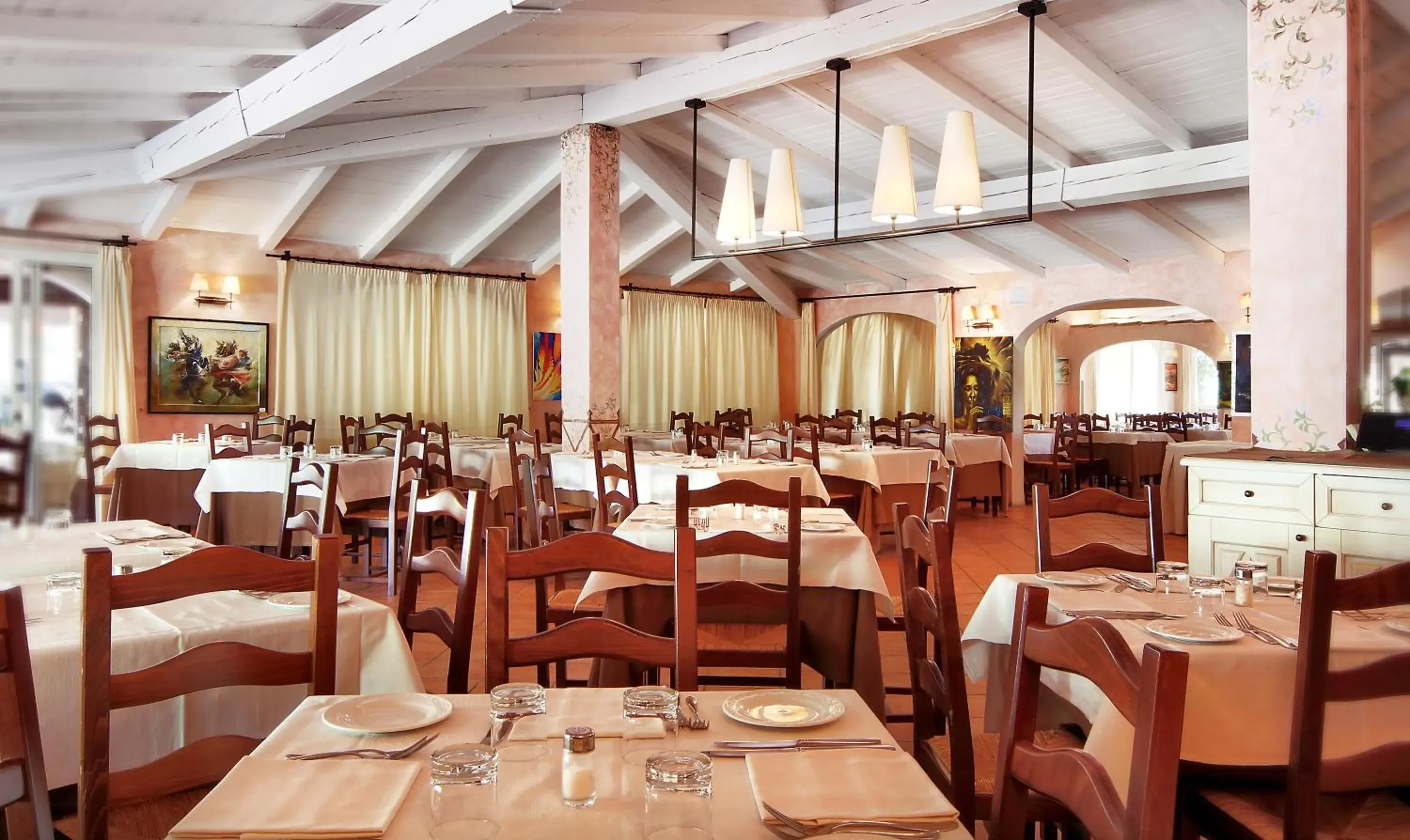 Restaurant/Places to Eat in Colonna Hotel Country & Sporting