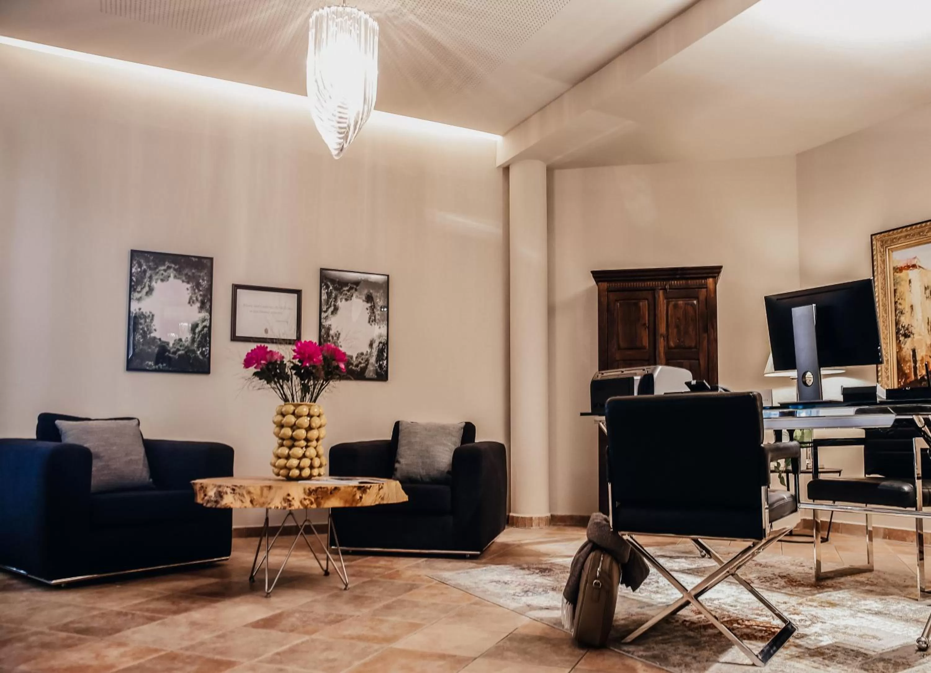 Lobby or reception in Villa Bosco - Boutiquehotel