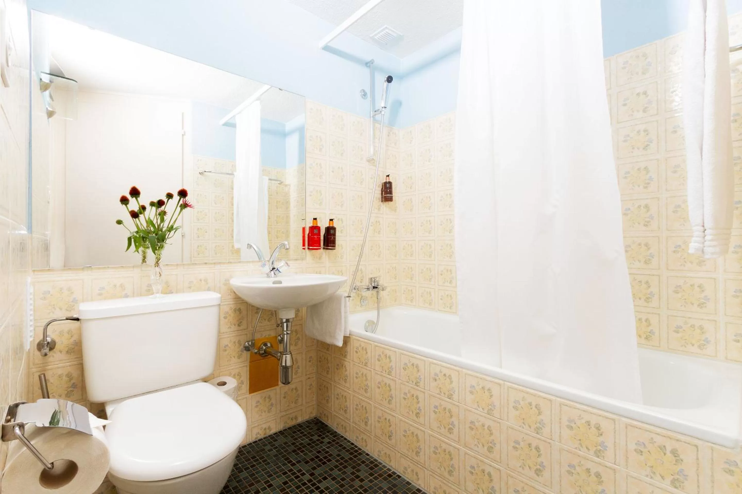 Bathroom in Hotel Beau Séjour Lucerne