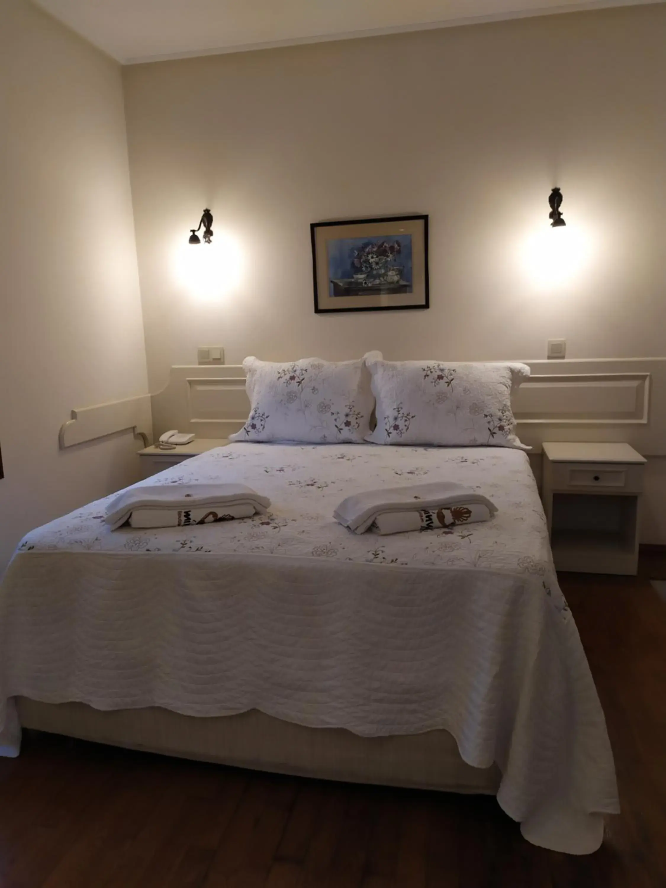 Bed in Minyon Hotel Bed in Minyon Hotel