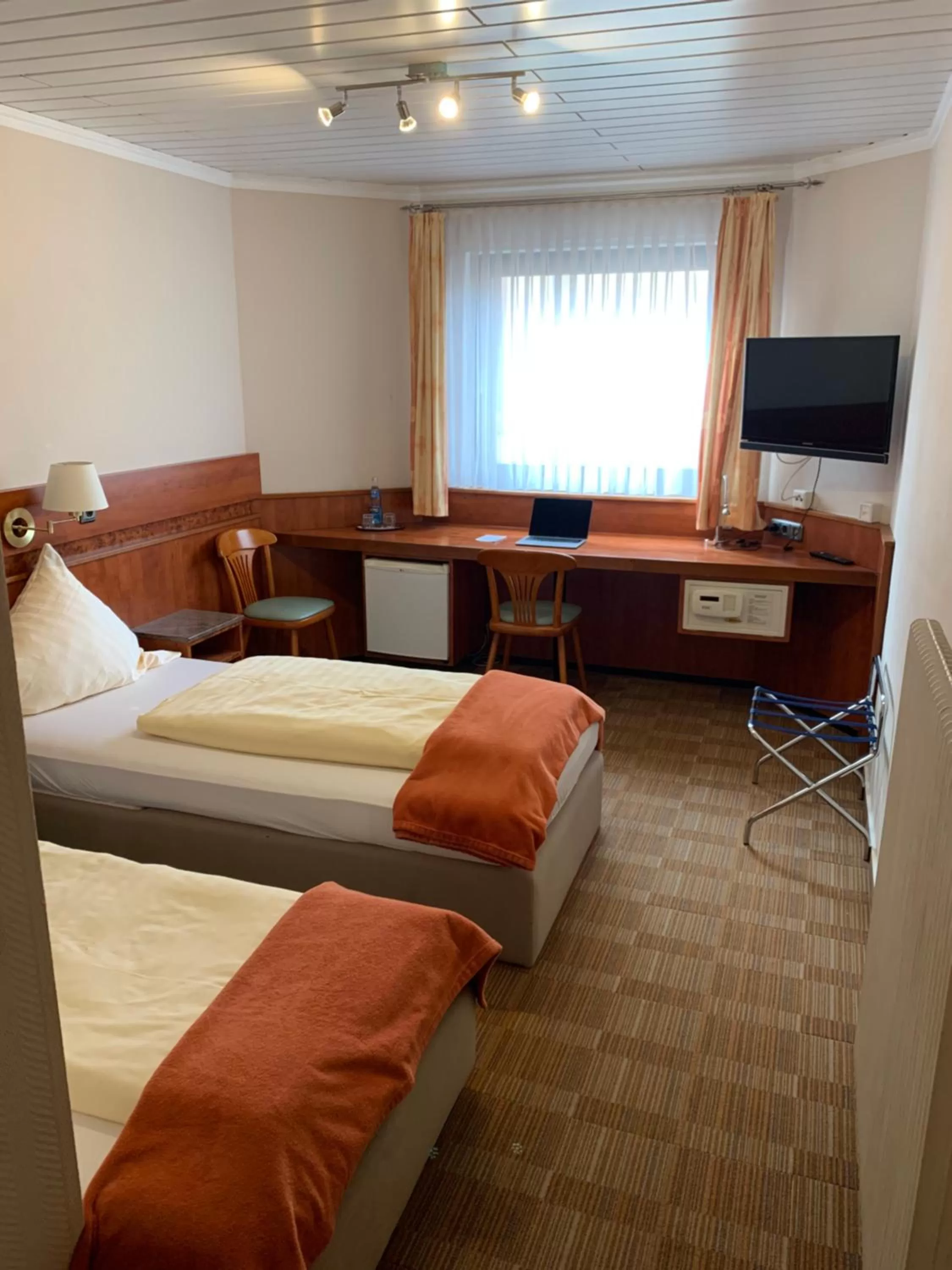 Bed in Gästehaus Präsenzhof