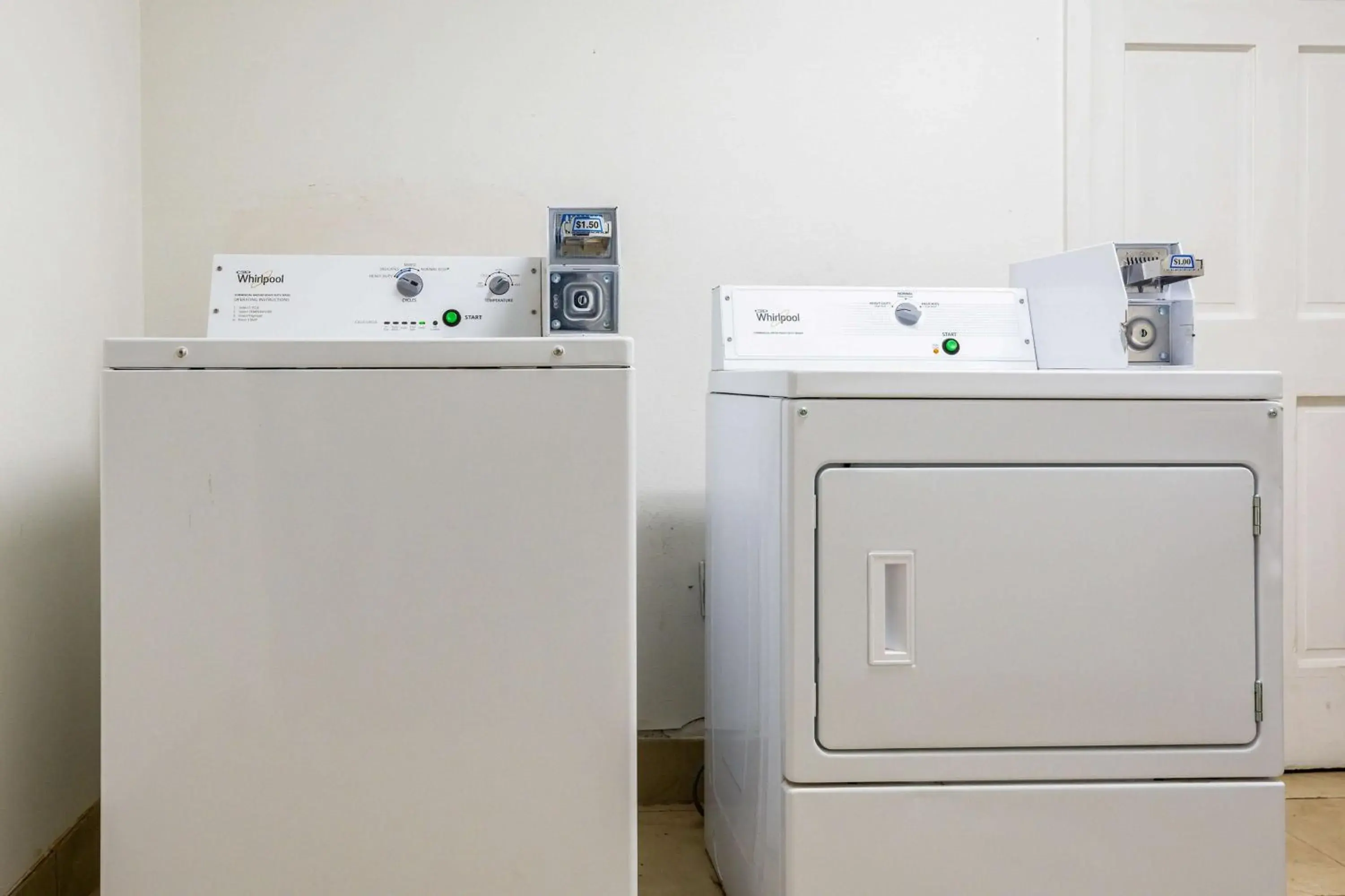 laundry, Kitchen/Kitchenette in Motel 6-Alexandria, LA - South