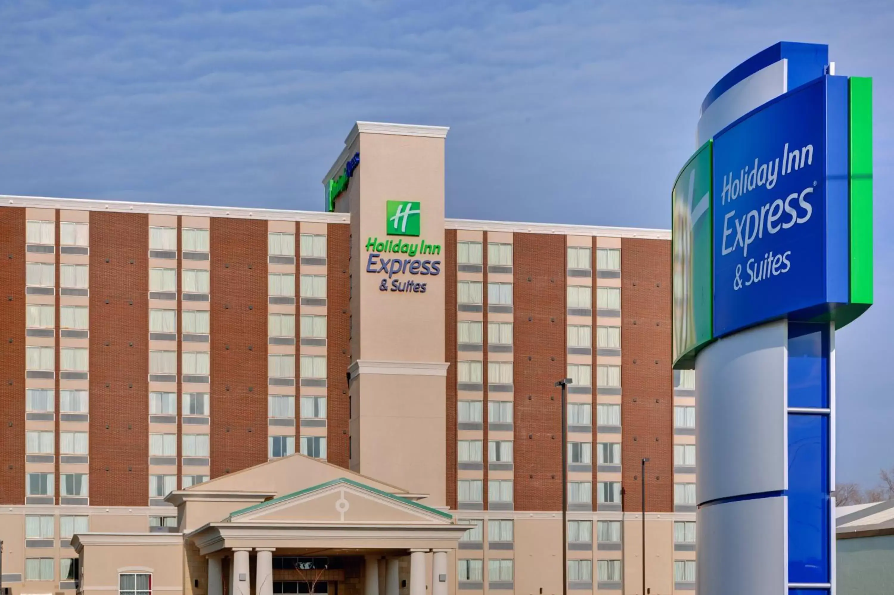 Property Building in Holiday Inn Express Hotel & Suites Chatham South, an IHG Hotel