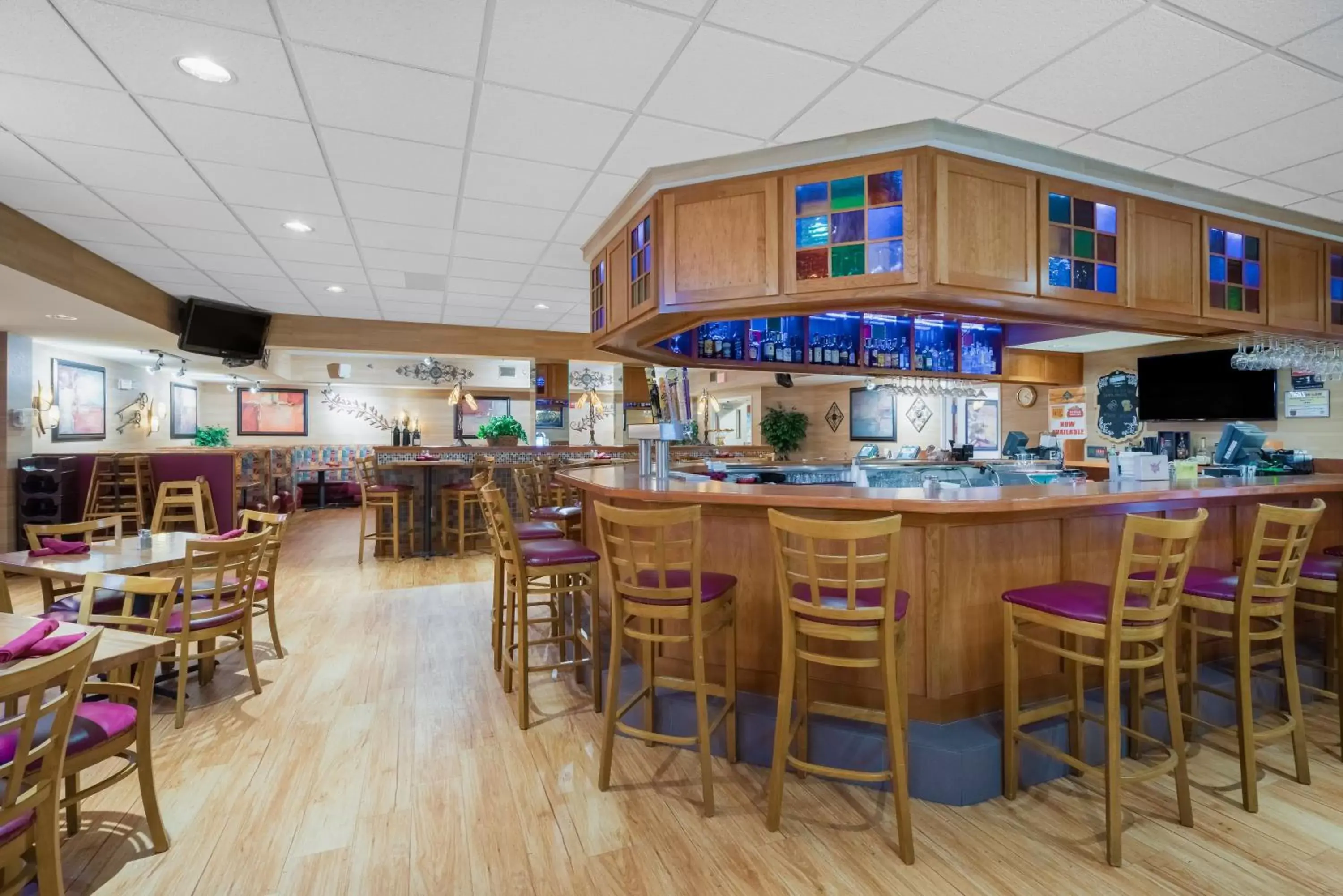 Lounge or bar, Restaurant/Places to Eat in Wyndham Garden Otsego-Minneapolis