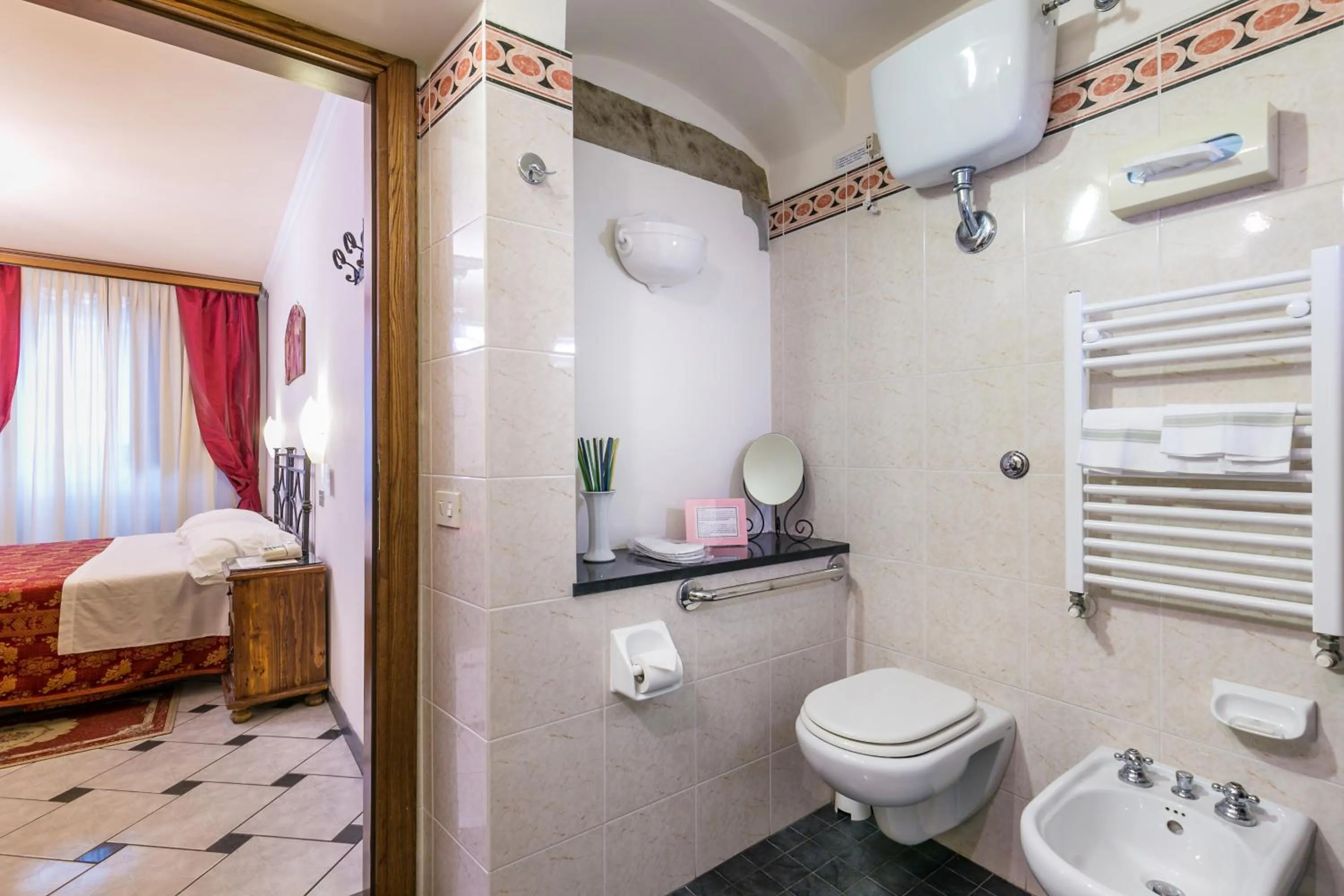 Bathroom in Hotel Collodi Firenze