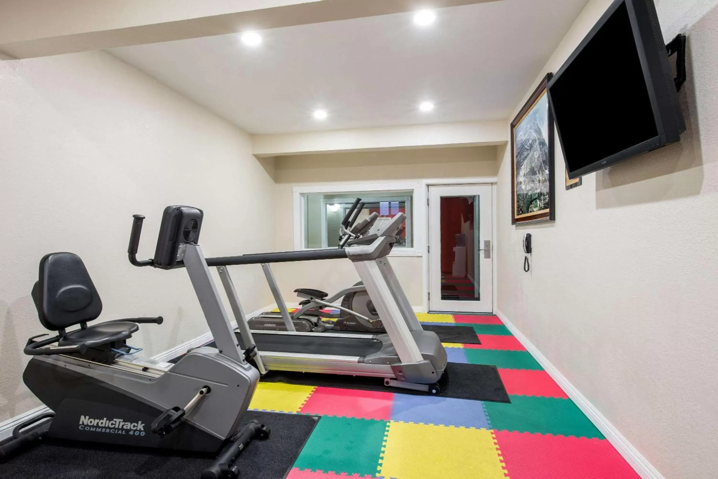 Fitness centre/facilities, Fitness Center/Facilities in Ramada by Wyndham San Diego Airport