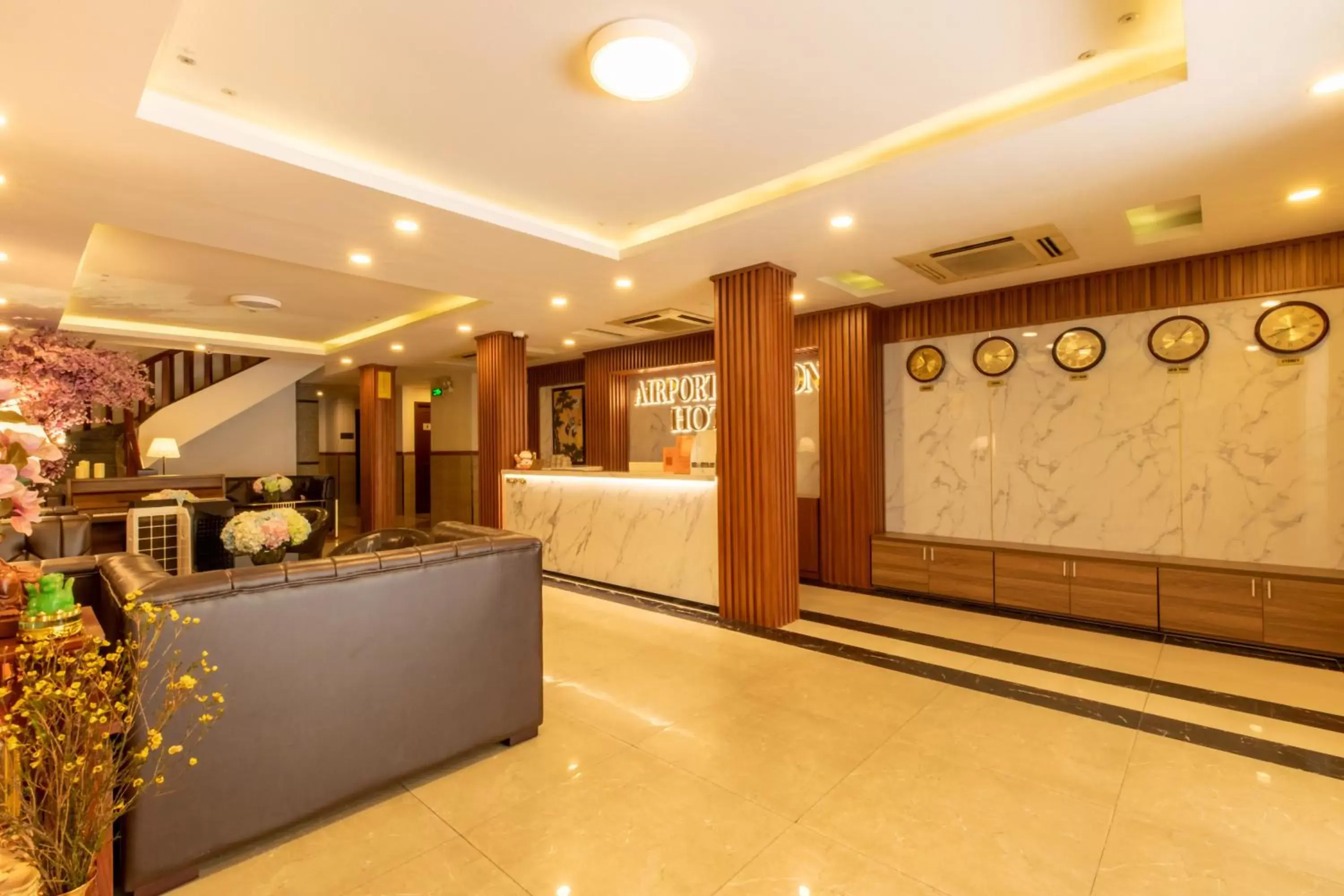 Lobby or reception, Lobby/Reception in Airport Saigon Hotel - Gần ẩm thực đêm chợ Phạm Văn Hai