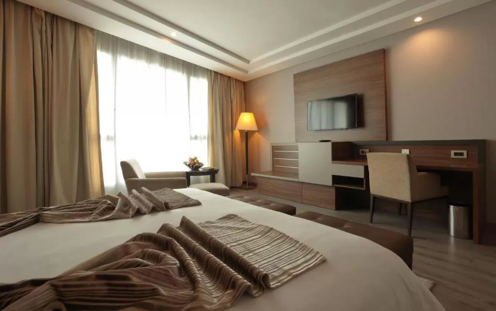 Photo of the whole room, Bed in Le Palace d'Anfa