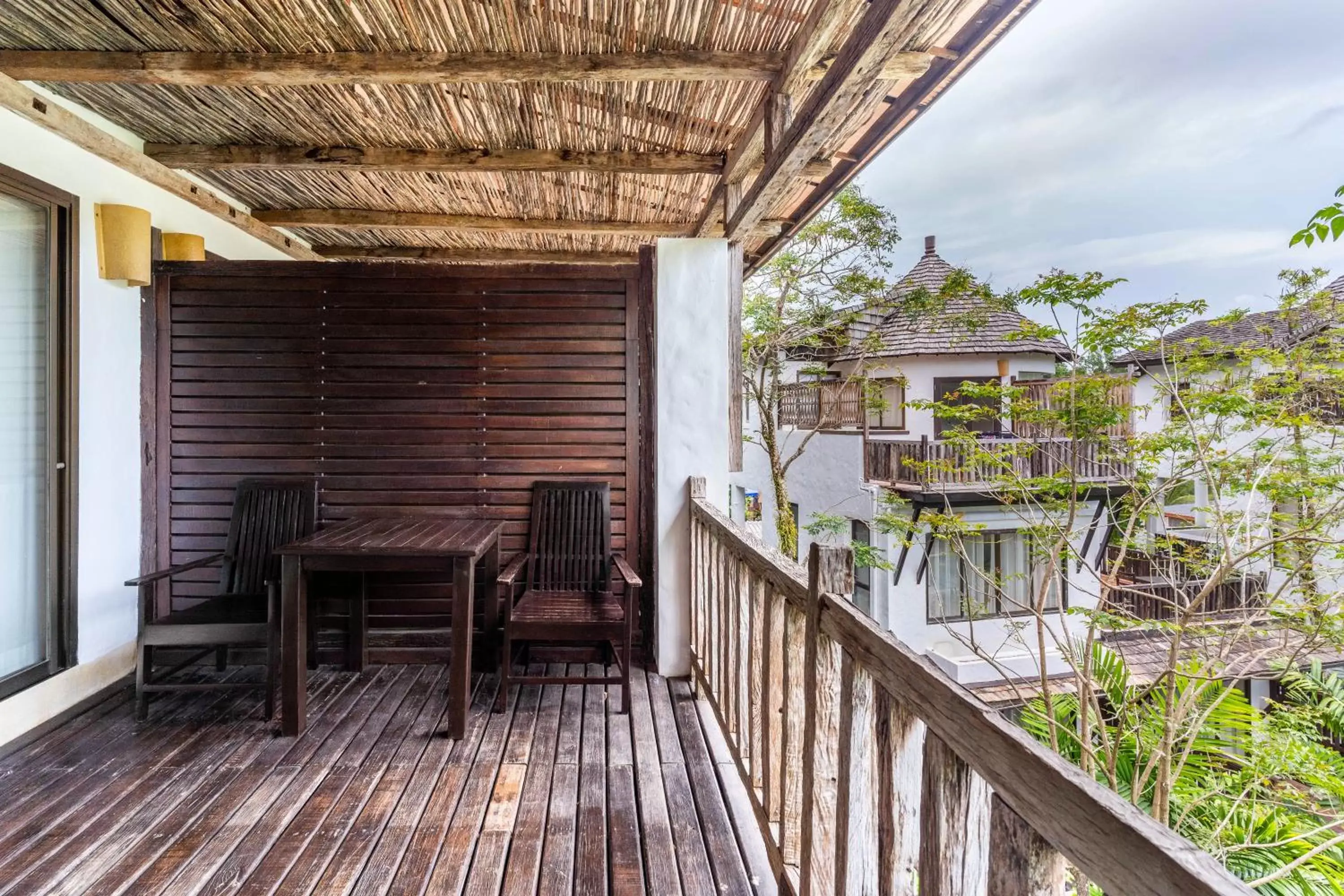 Balcony/Terrace in Aana Resort & Spa