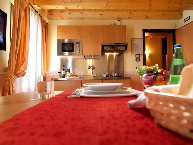 Kitchen or kitchenette, Kitchen/Kitchenette in Hotel & Residence Roma