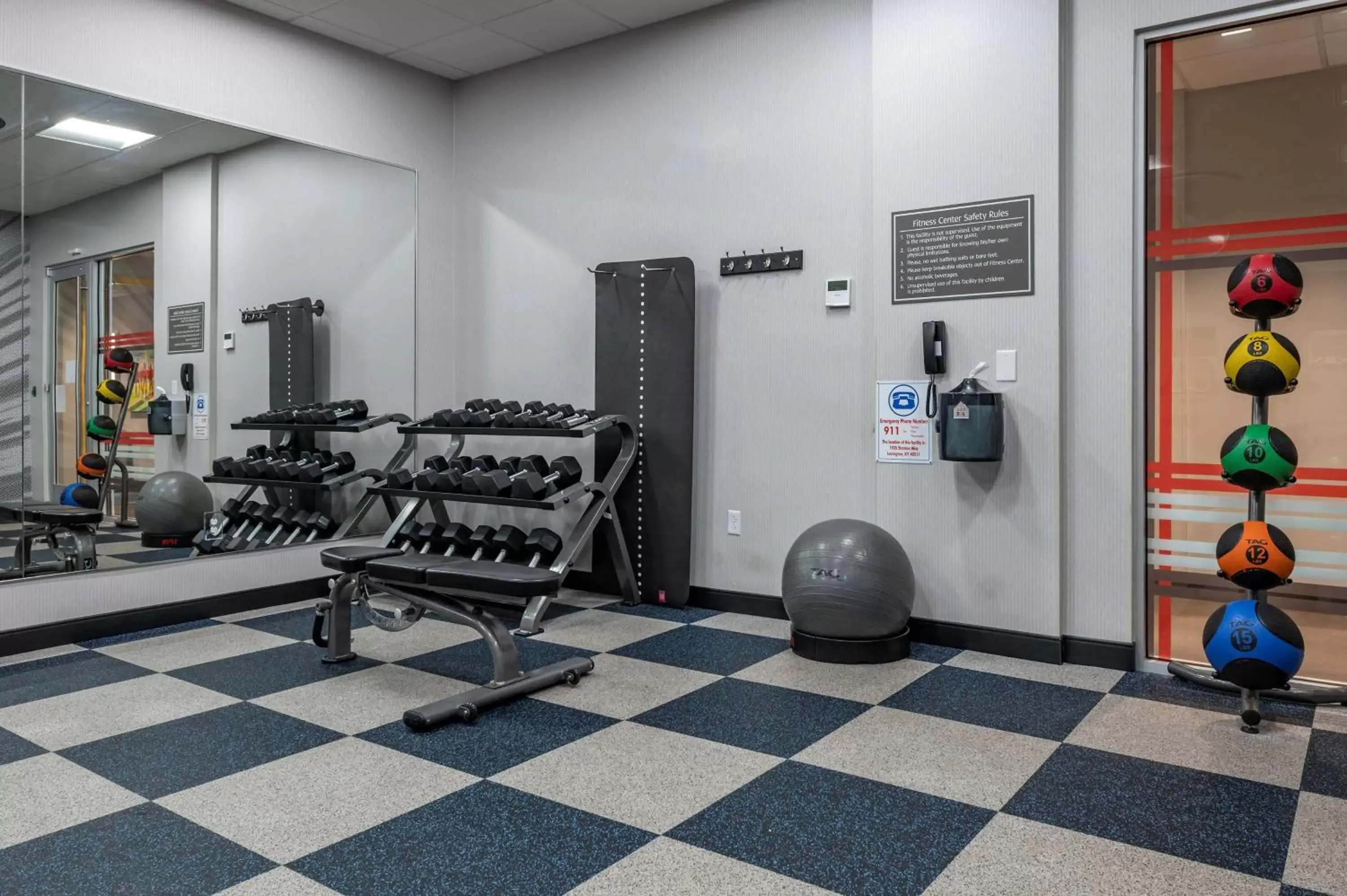 Spa and wellness centre/facilities, Fitness Center/Facilities in GLō Best Western Lexington