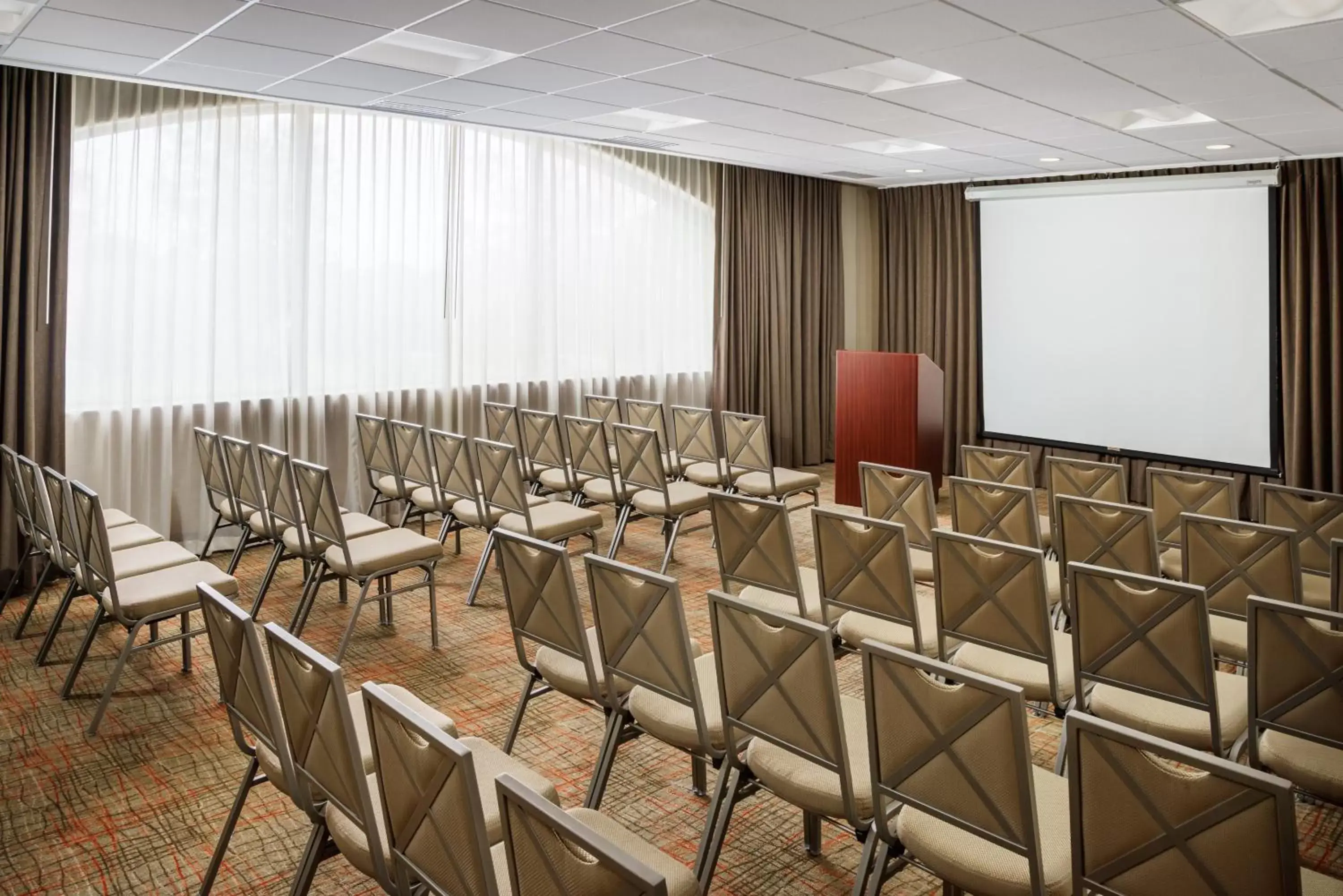 Meeting/conference room, Business Area/Conference Room in Holiday Inn Charlotte University, an IHG Hotel