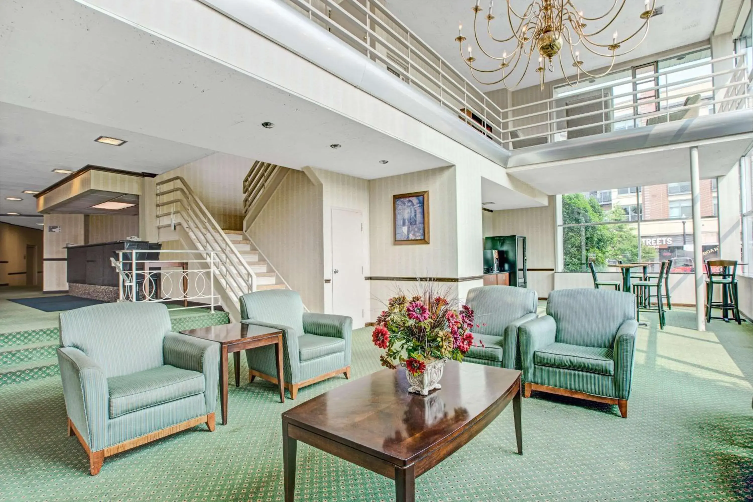 Lobby or reception, Seating Area in Days Inn by Wyndham Arlington/Washington DC