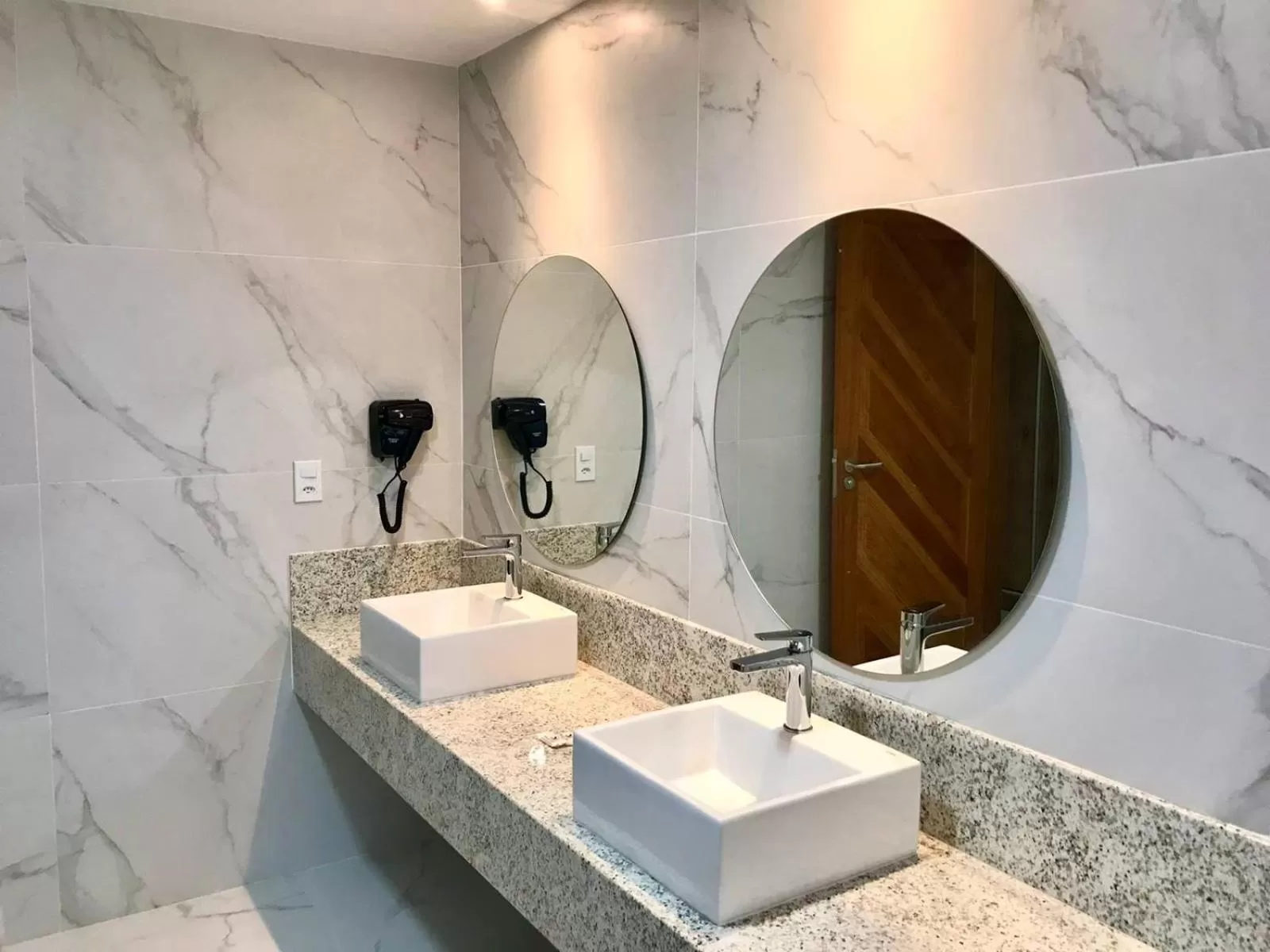 Bathroom in Brisa da Praia Park Hotel