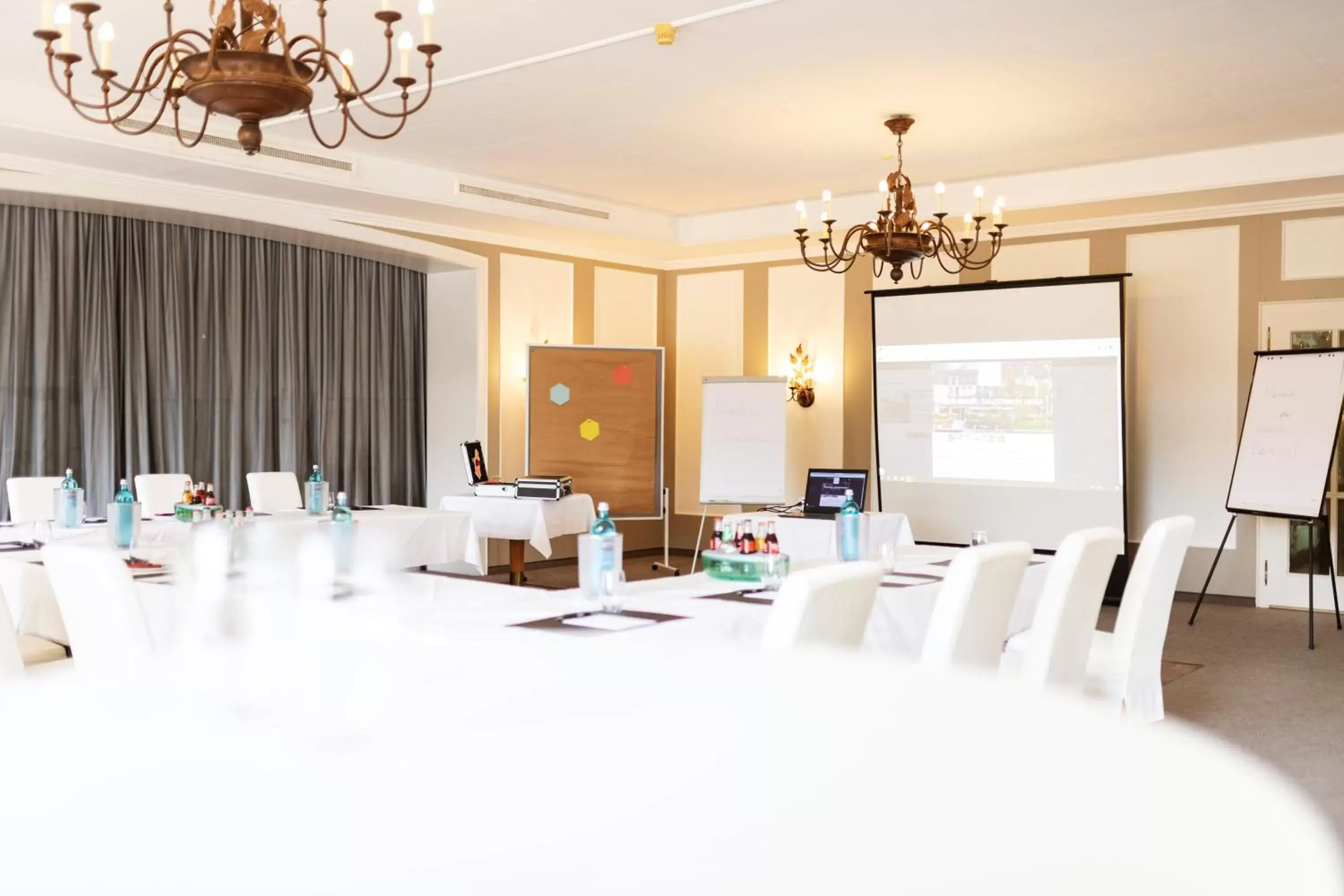 Meeting/conference room in Hotel Dieksee - Collection by Ligula