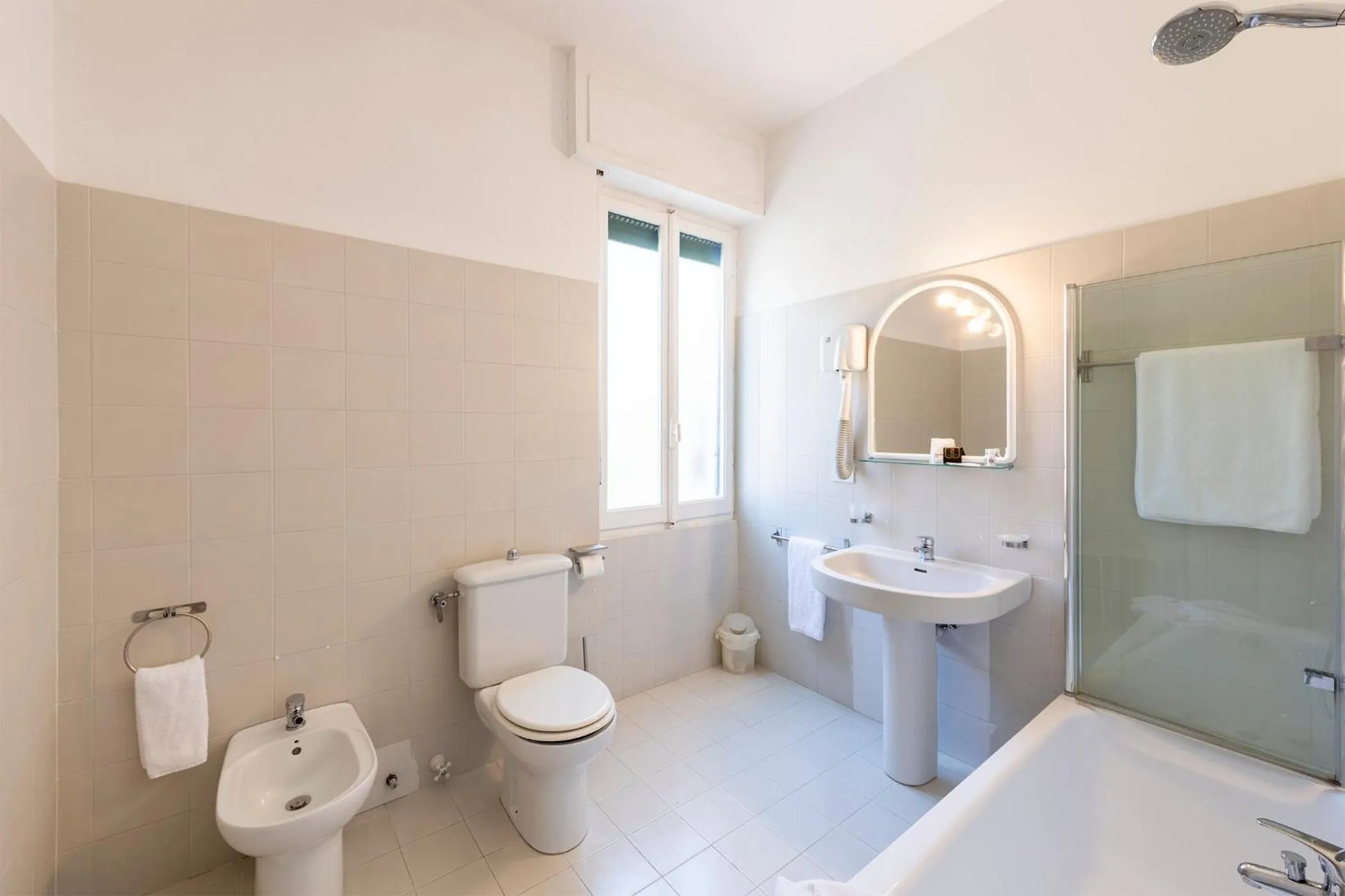 Shower in Hotel San Michele