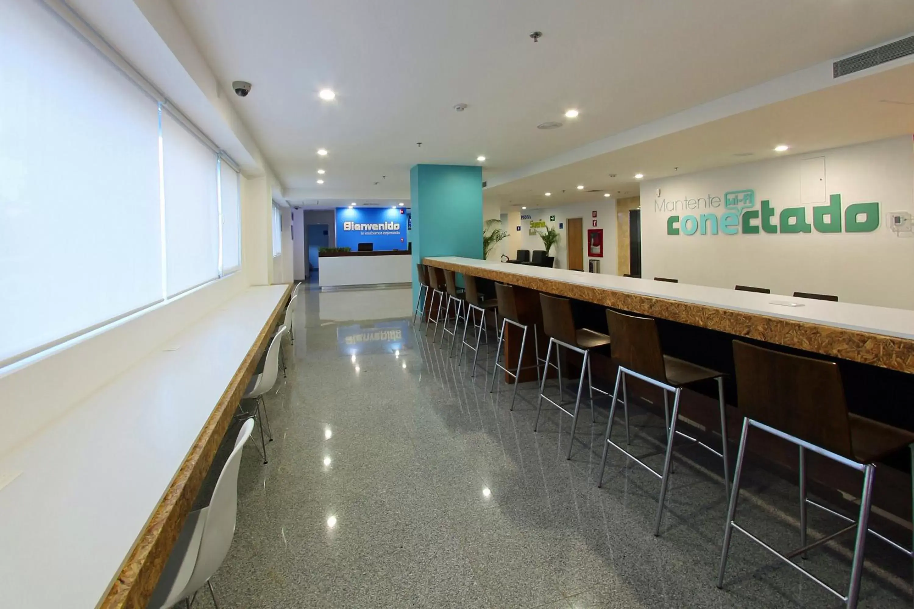 Restaurant/places to eat in One Guadalajara Periferico Poniente Restaurant/places to eat in One Guadalajara Periferico Poniente