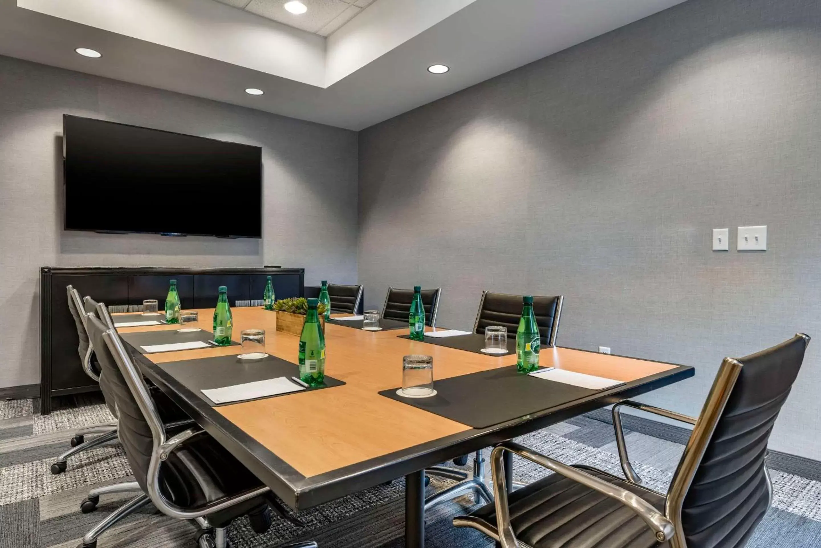 Meeting/conference room in Cambria Hotel Madison East