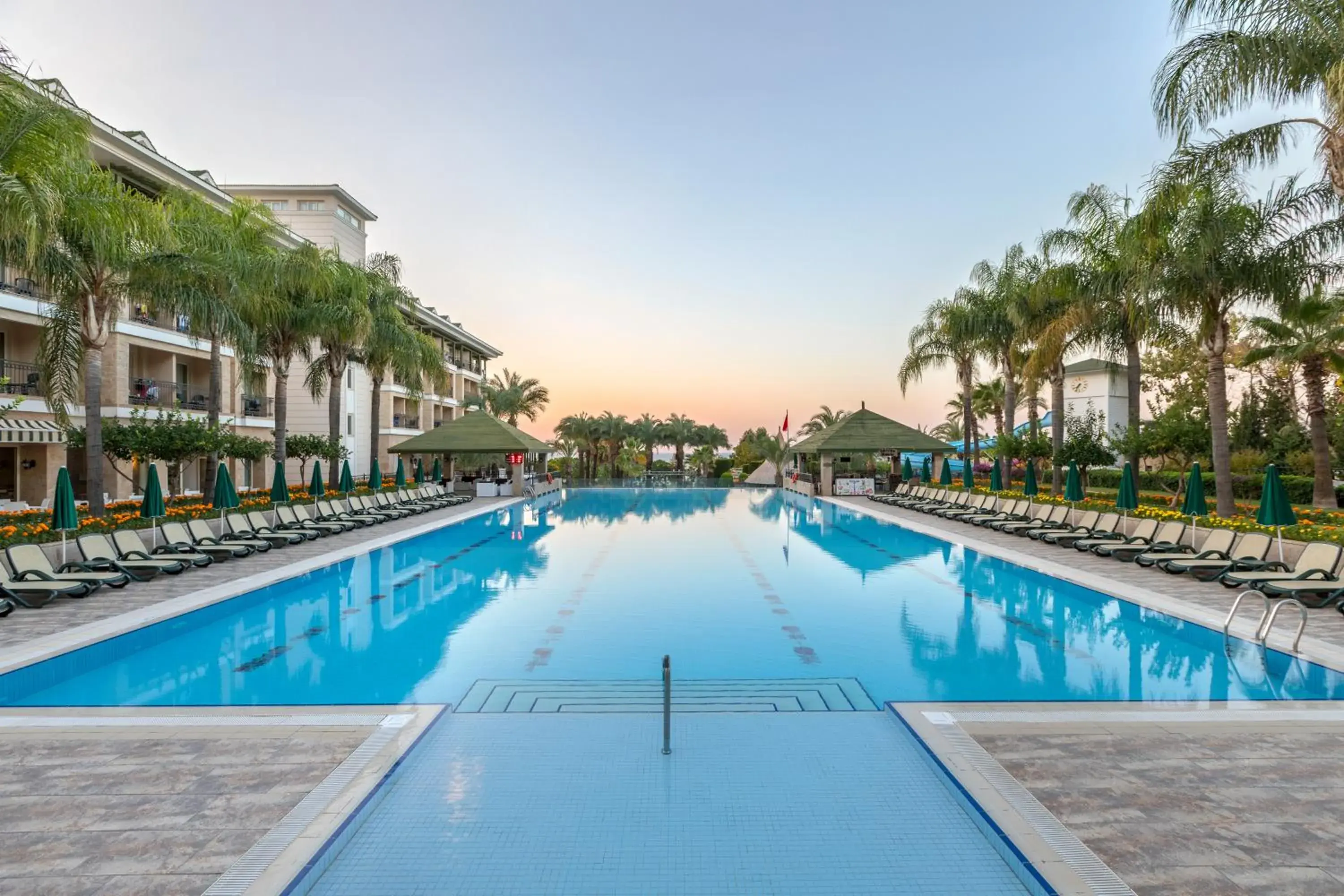 Pool view, Swimming Pool in Alva Donna Beach Resort Comfort