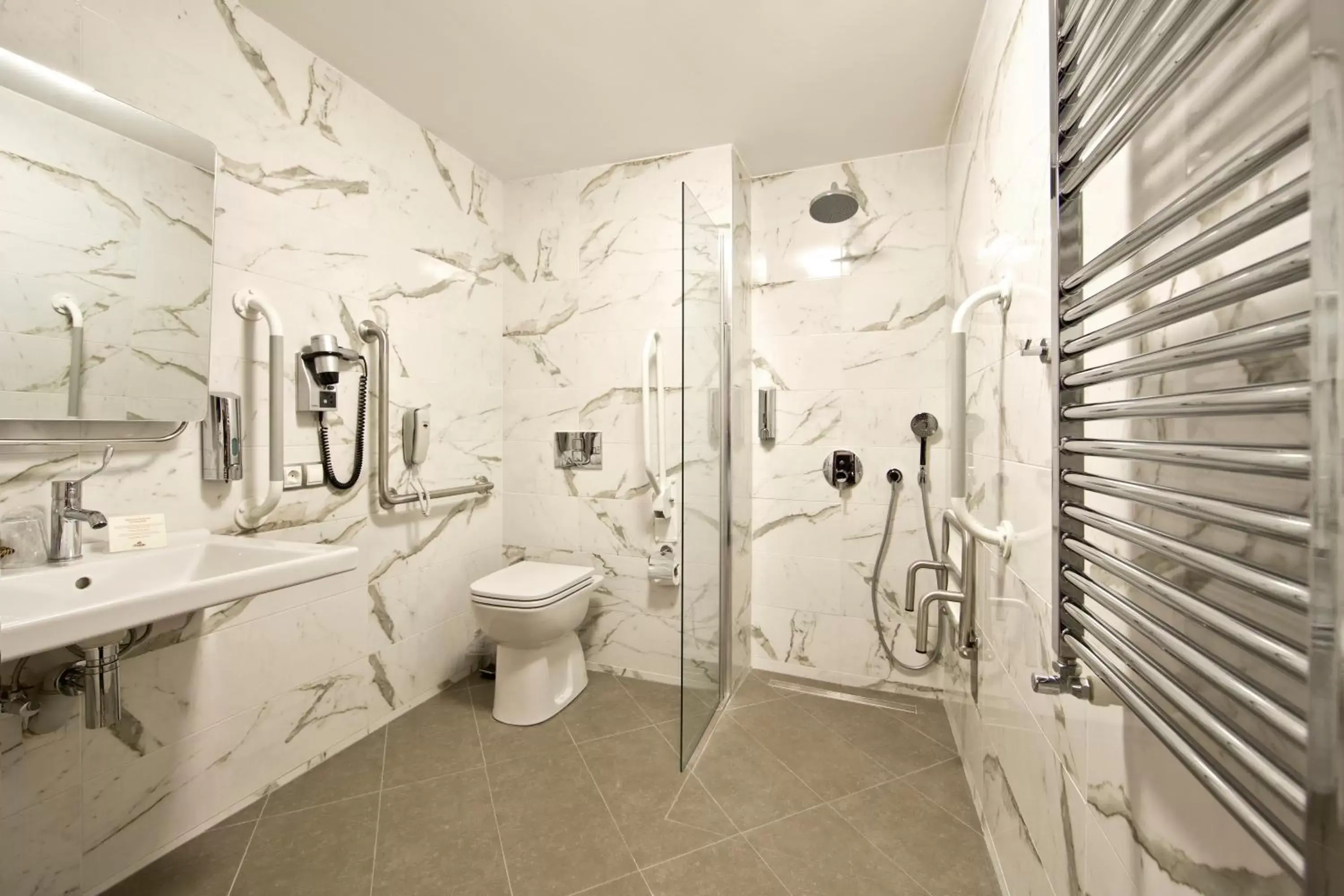 Shower, Bathroom in Cihangir Hotel