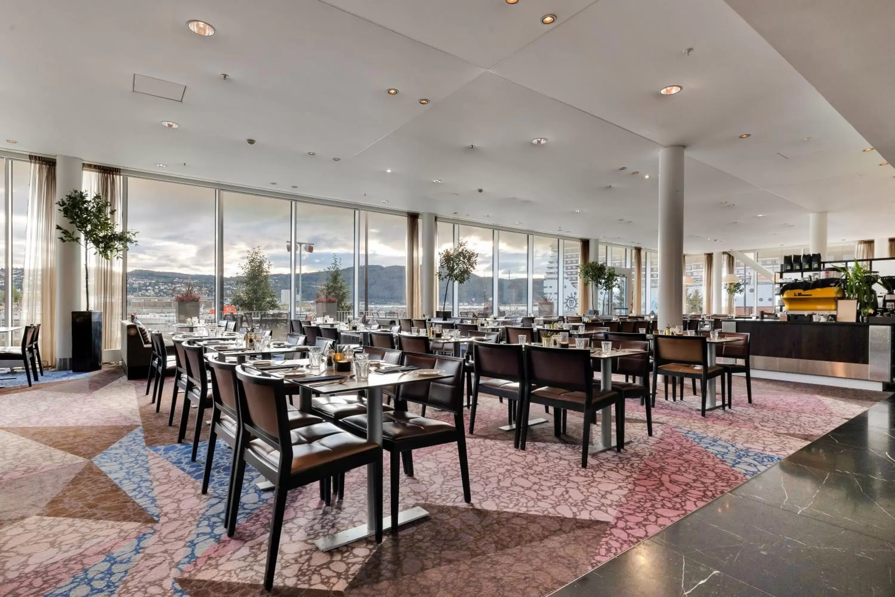 Breakfast, Restaurant/Places to Eat in Clarion Hotel Trondheim