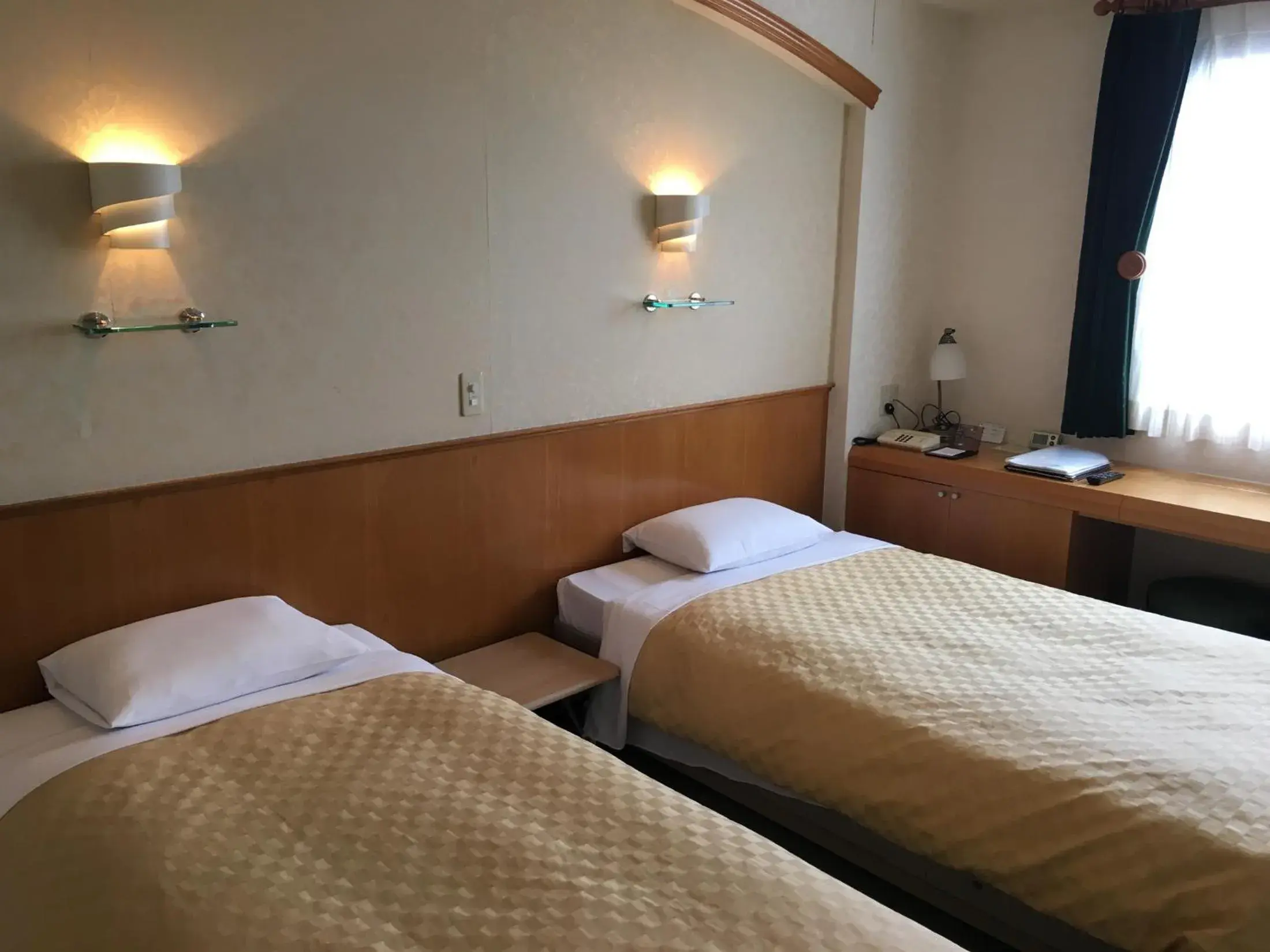 Bed in Urayasu Beaufort Hotel