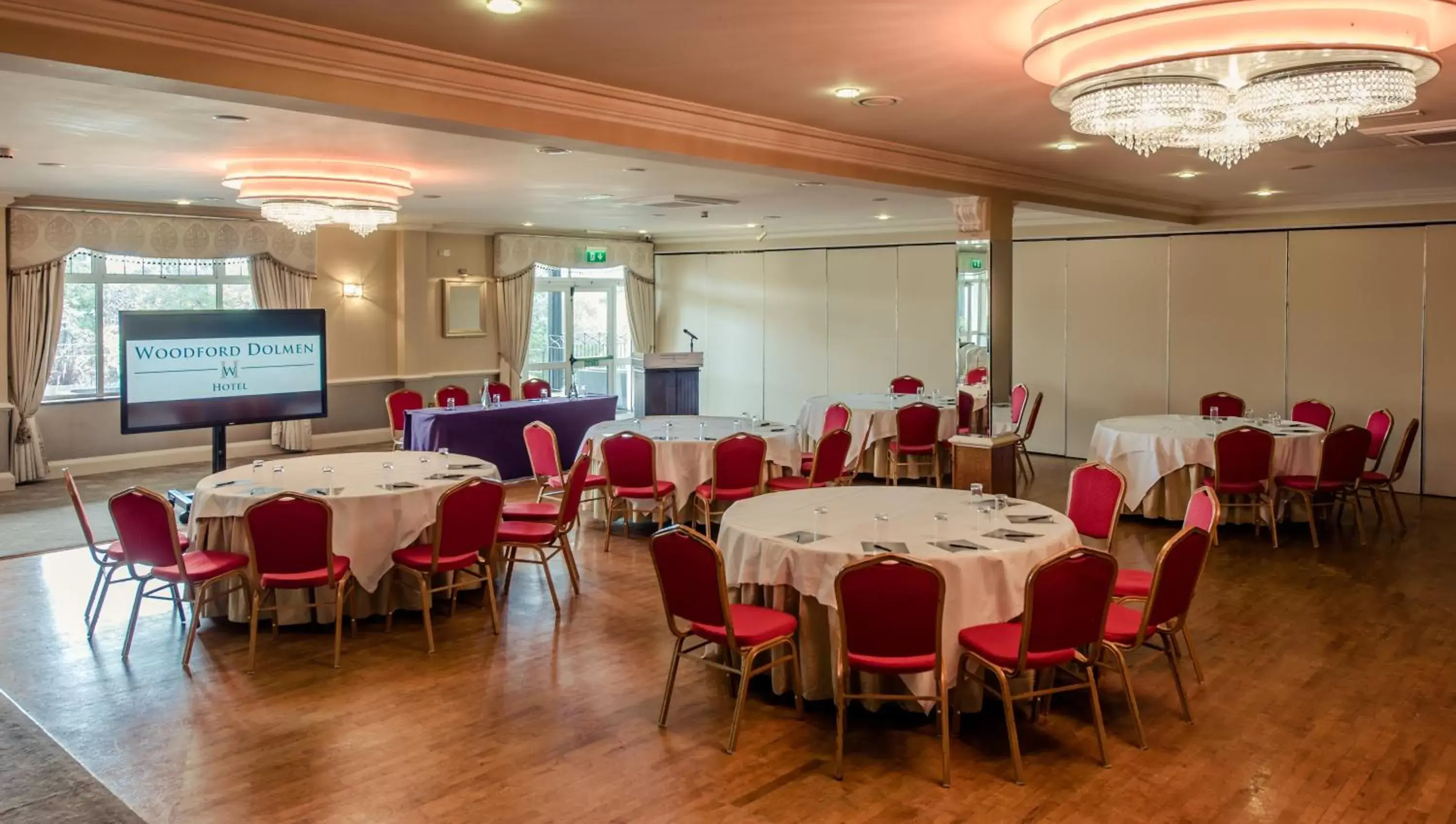 Meeting/conference room, Restaurant/Places to Eat in Woodford Dolmen Hotel Carlow