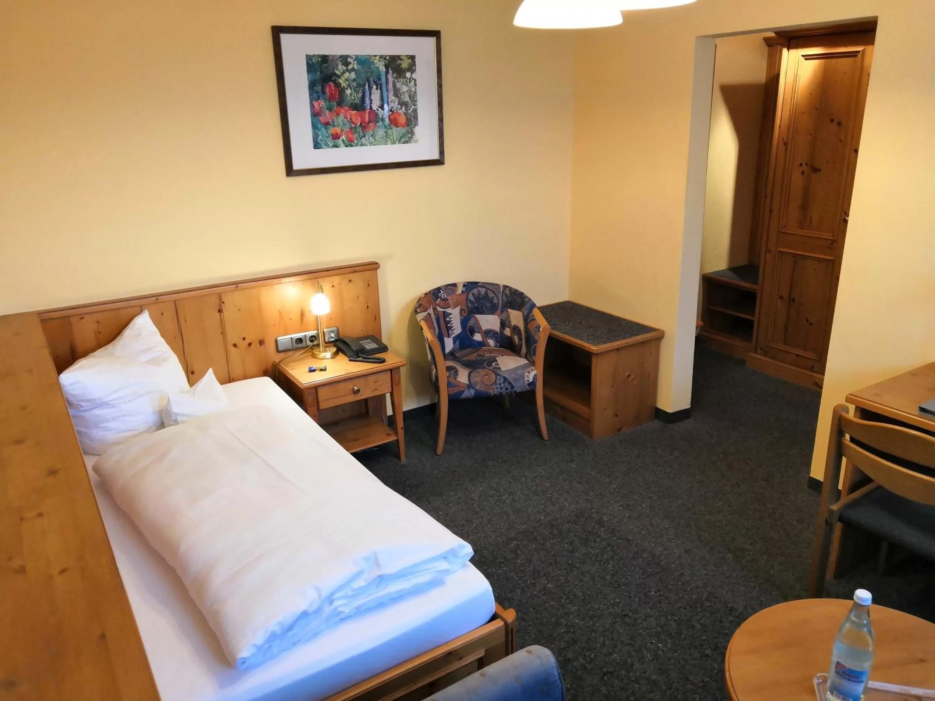 Photo of the whole room, Bed in Gasthof Schwarz