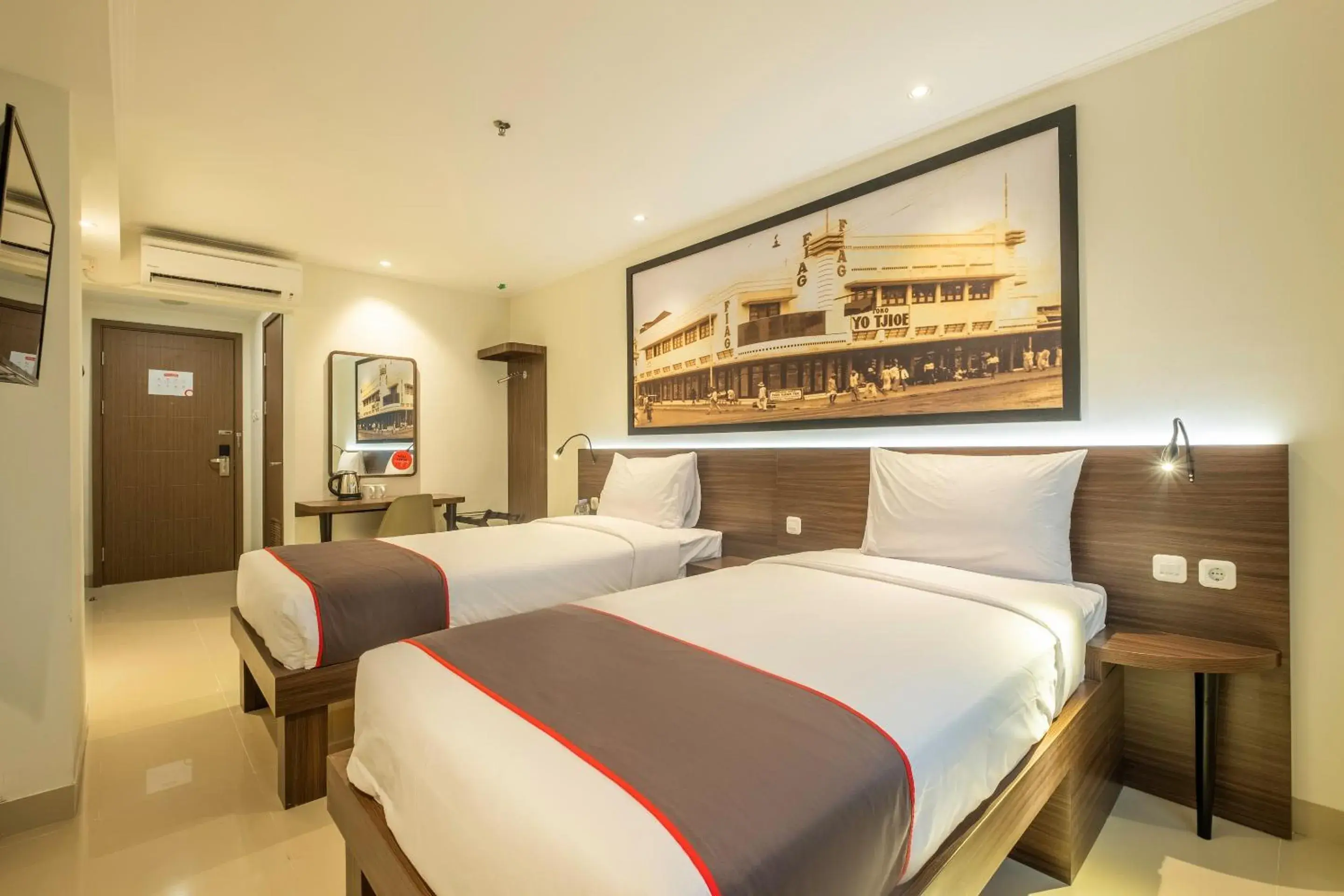 Bedroom, Bed in Collection O 22 Hotel Pasar Baru Heritage