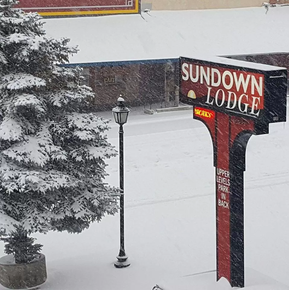 Winter in Sundown Lodge