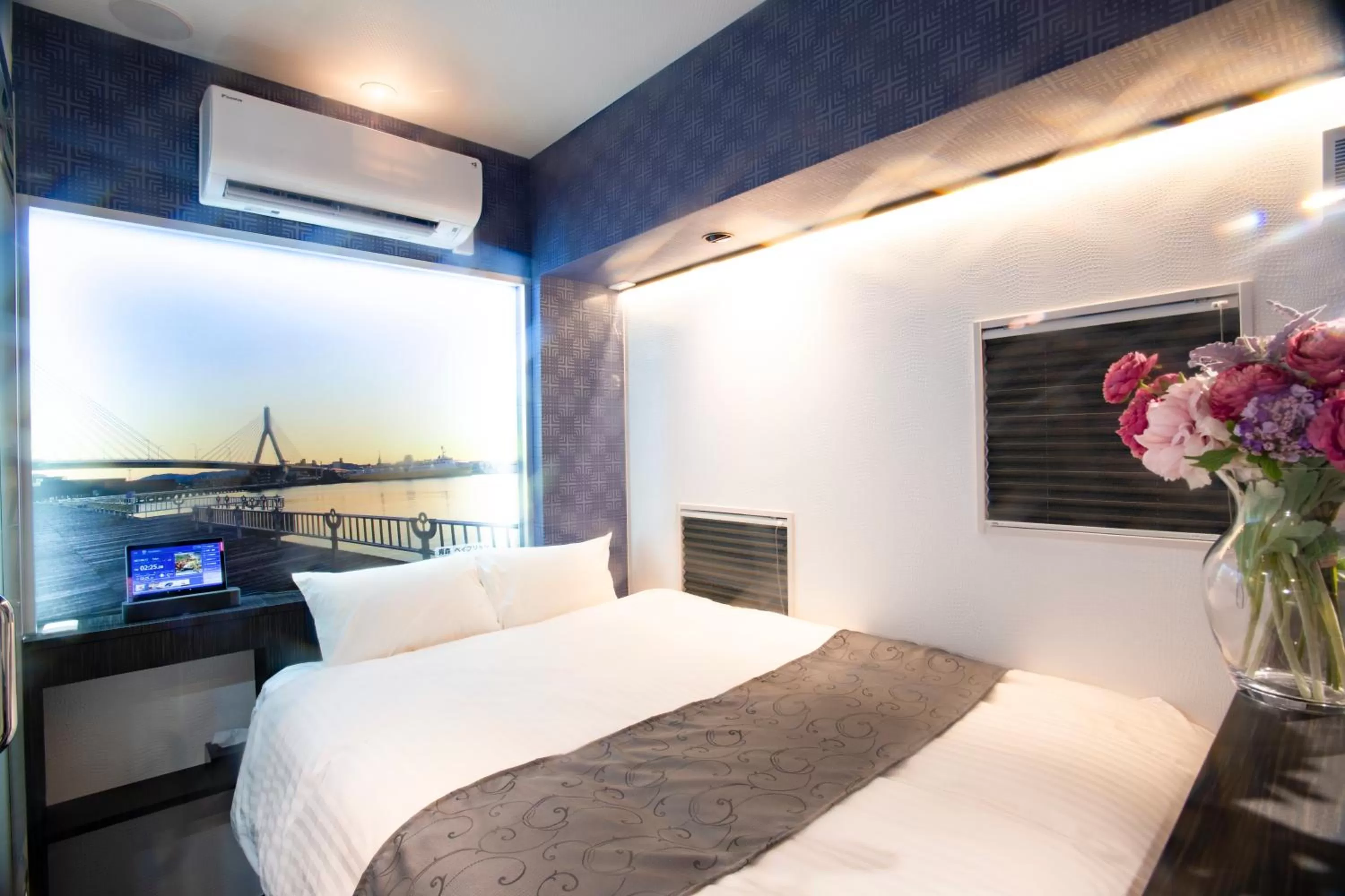 Bed in Hotel Xcell Hiroshima Nagarekawa