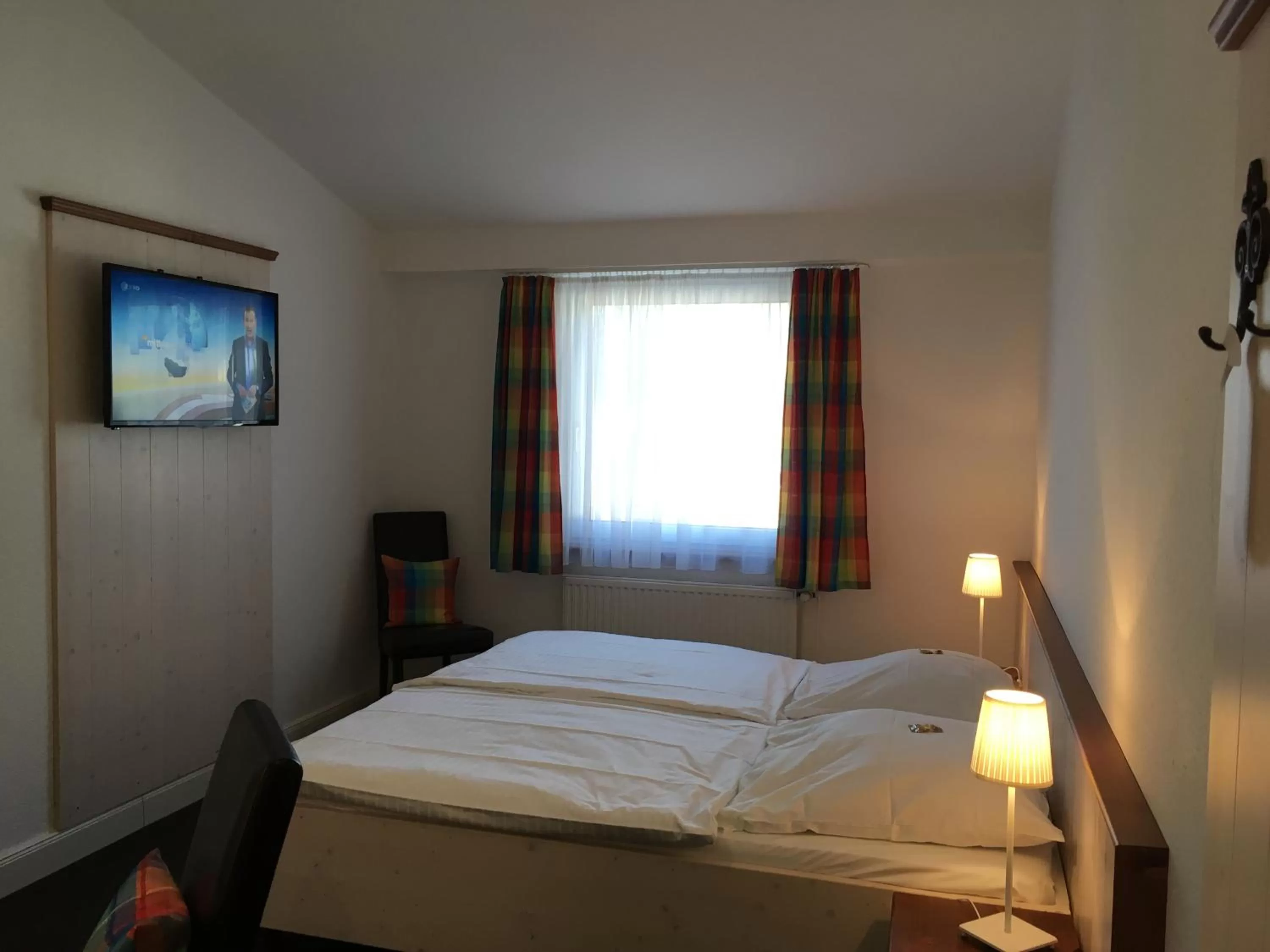 Photo of the whole room, Bed in Landhaus Wesermarsch