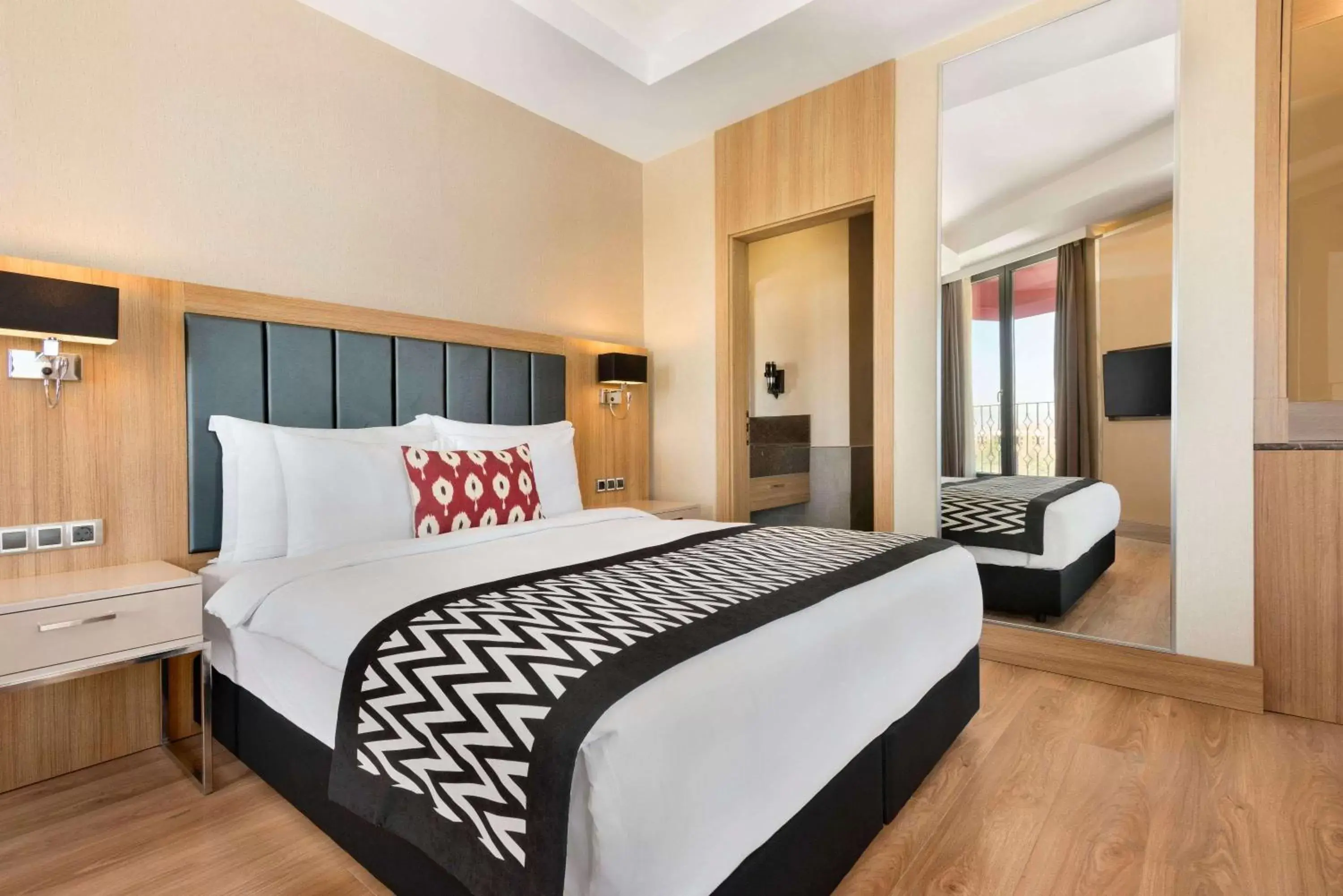 Photo of the whole room, Bed in Ramada Encore Eskişehir