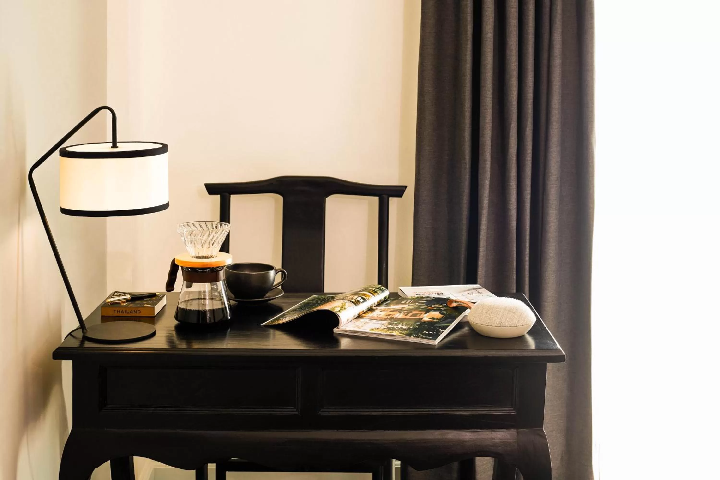 Seating area in Villa De Pranakorn