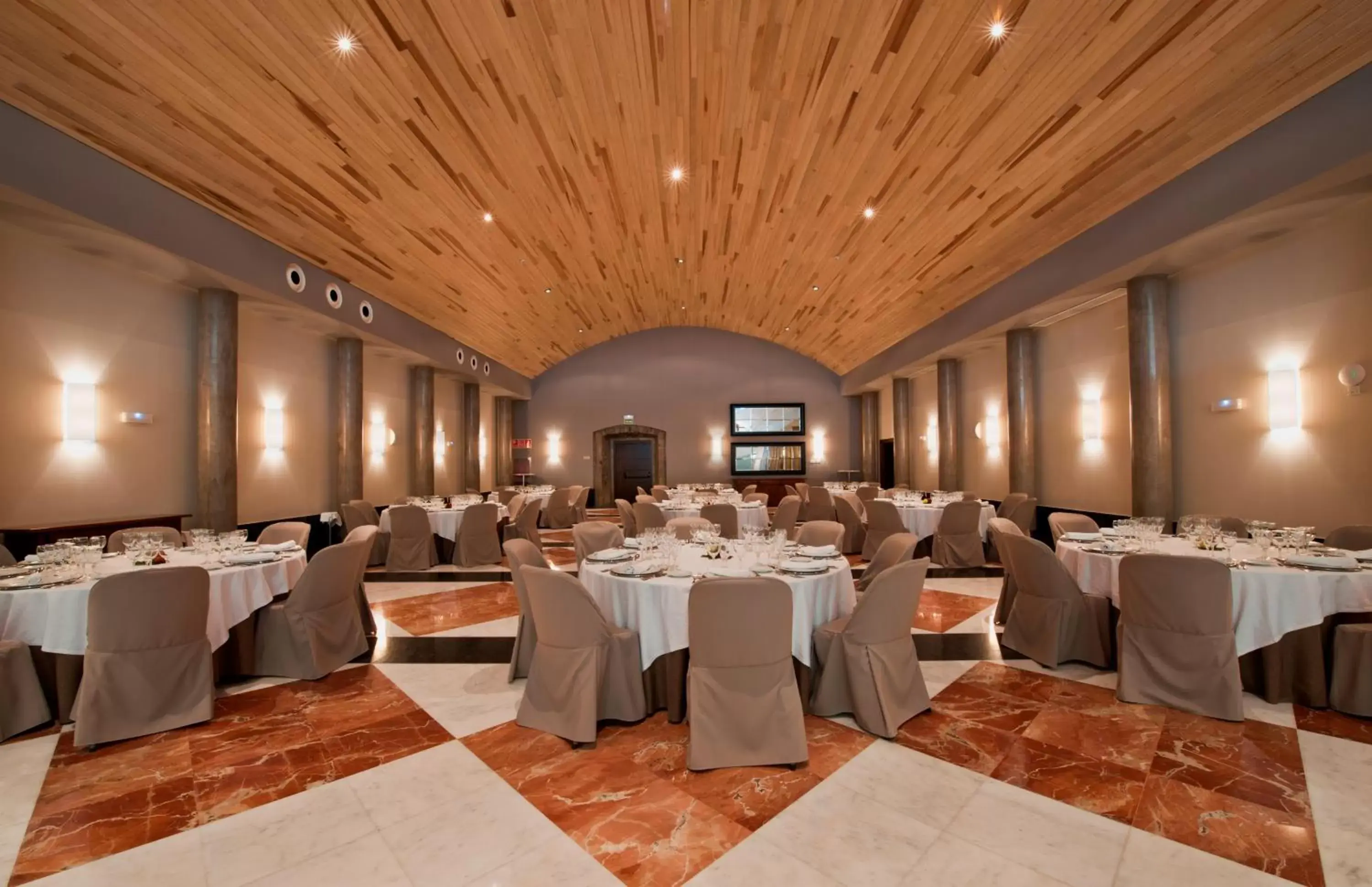Banquet/Function facilities, Banquet Facilities in Parador de Corias