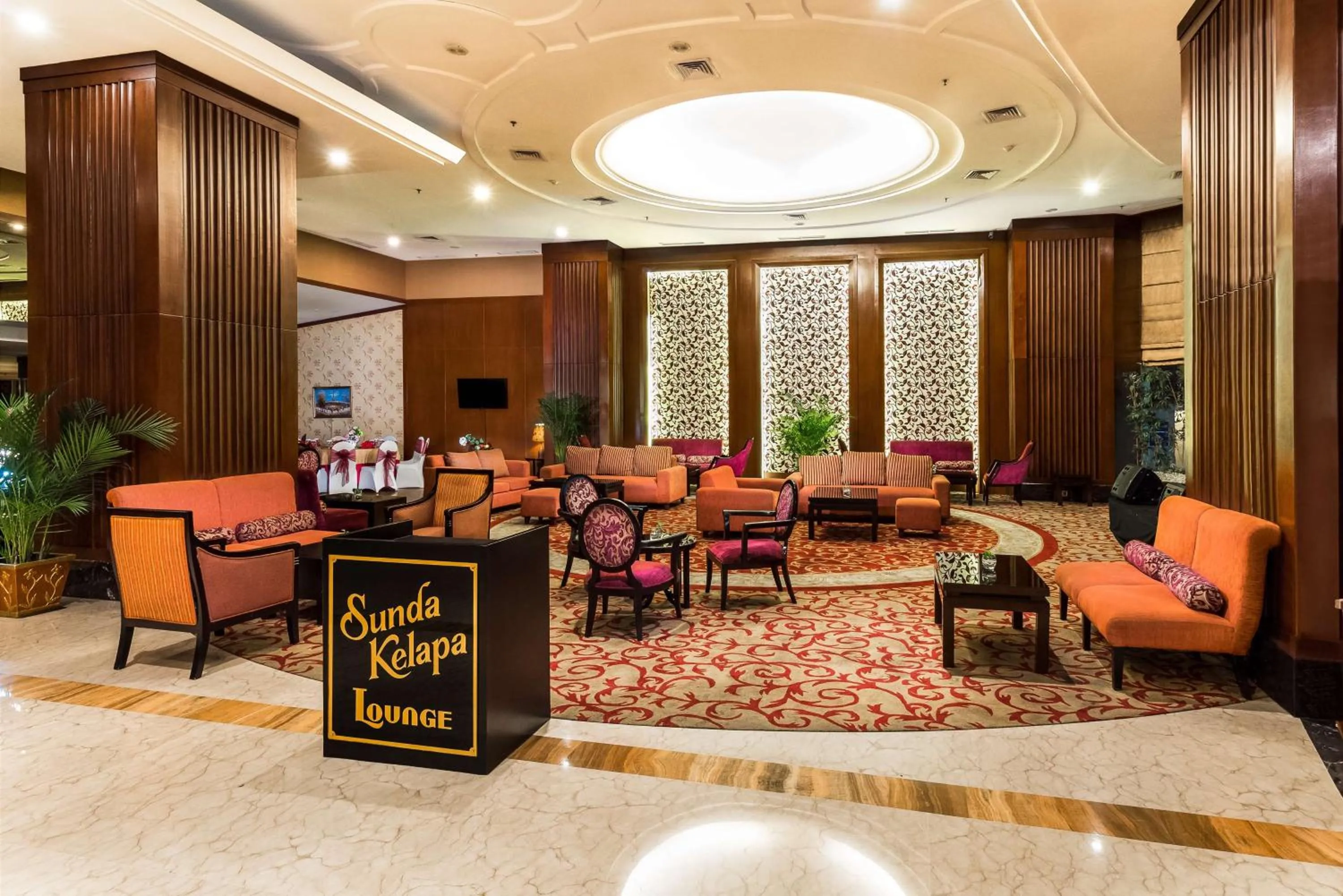 Lounge or bar in Best Western Mangga Dua Hotel & Residence