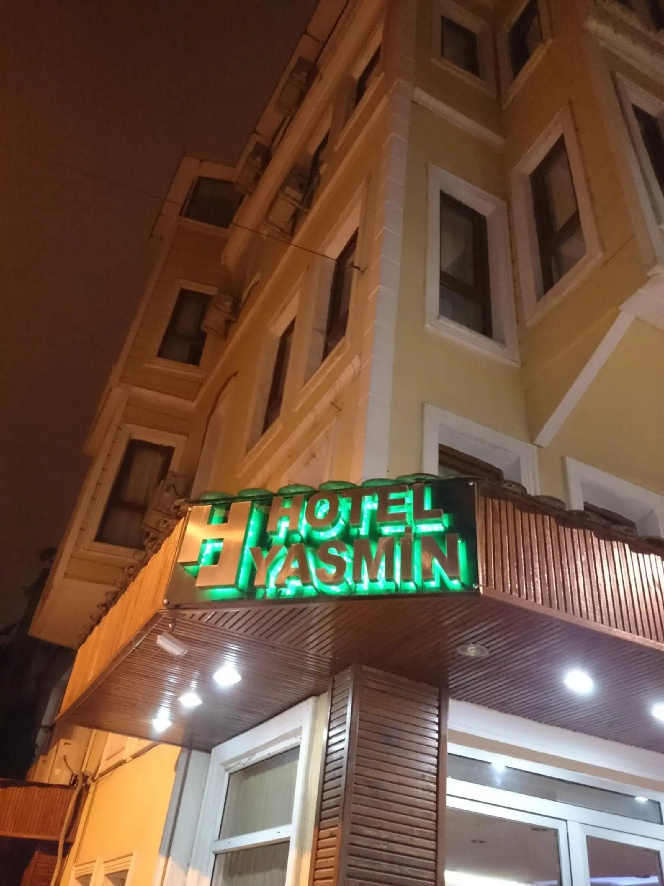 Facade/entrance in Hotel Yasmin