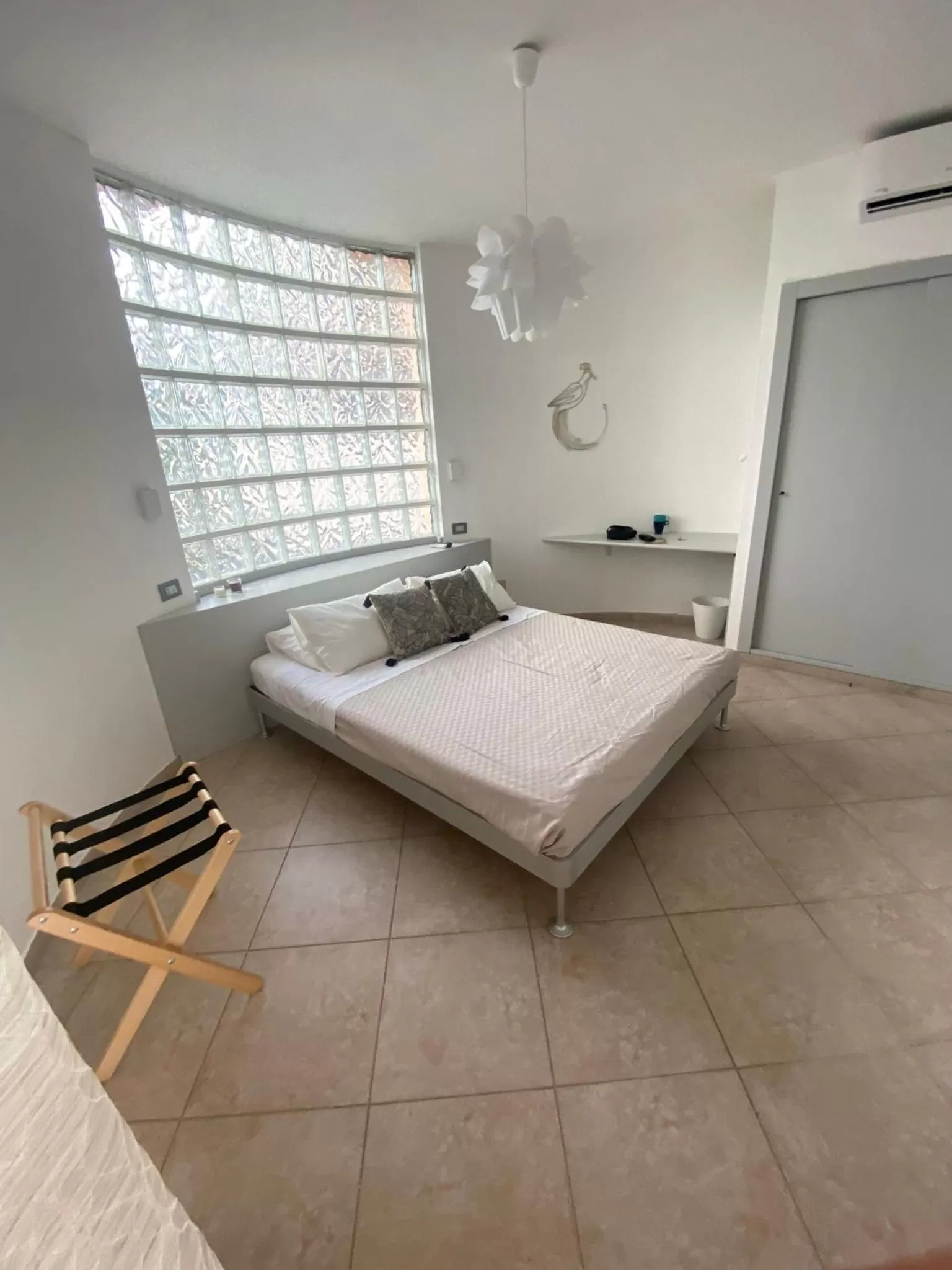 Photo of the whole room, Bed in 215 addaura luxury room