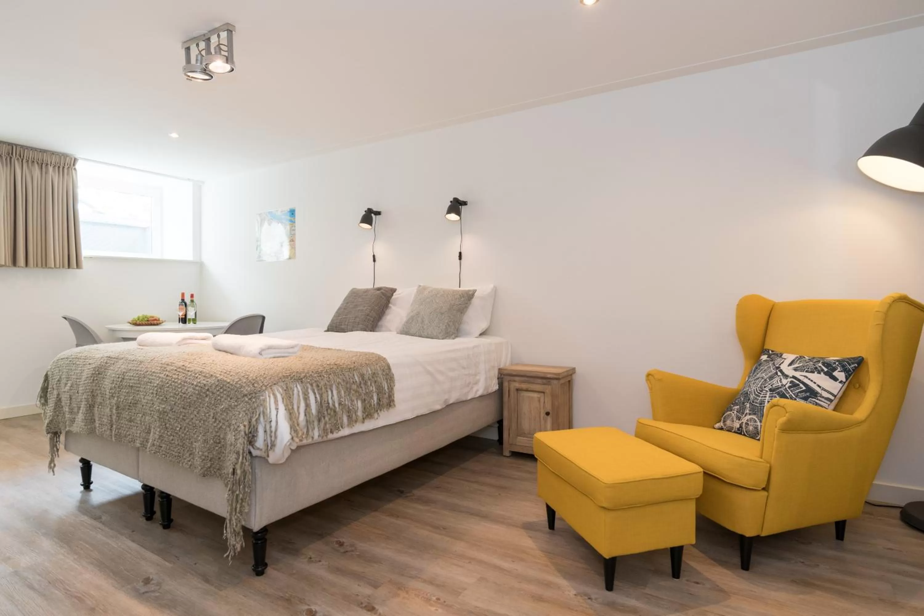 Nassau Canal Suites - in the heart of the city