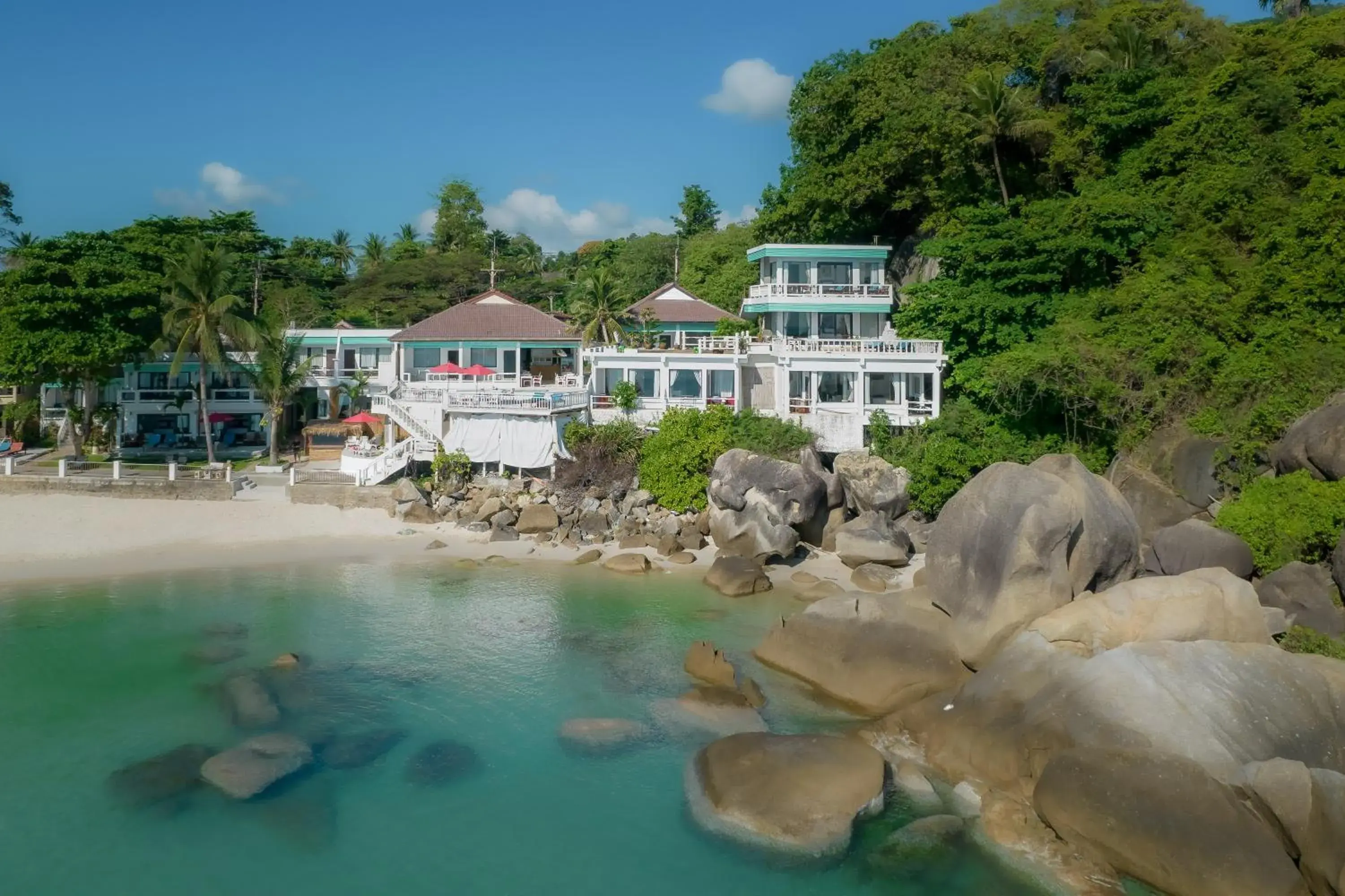 Property building in Crystal Bay Beach Resort