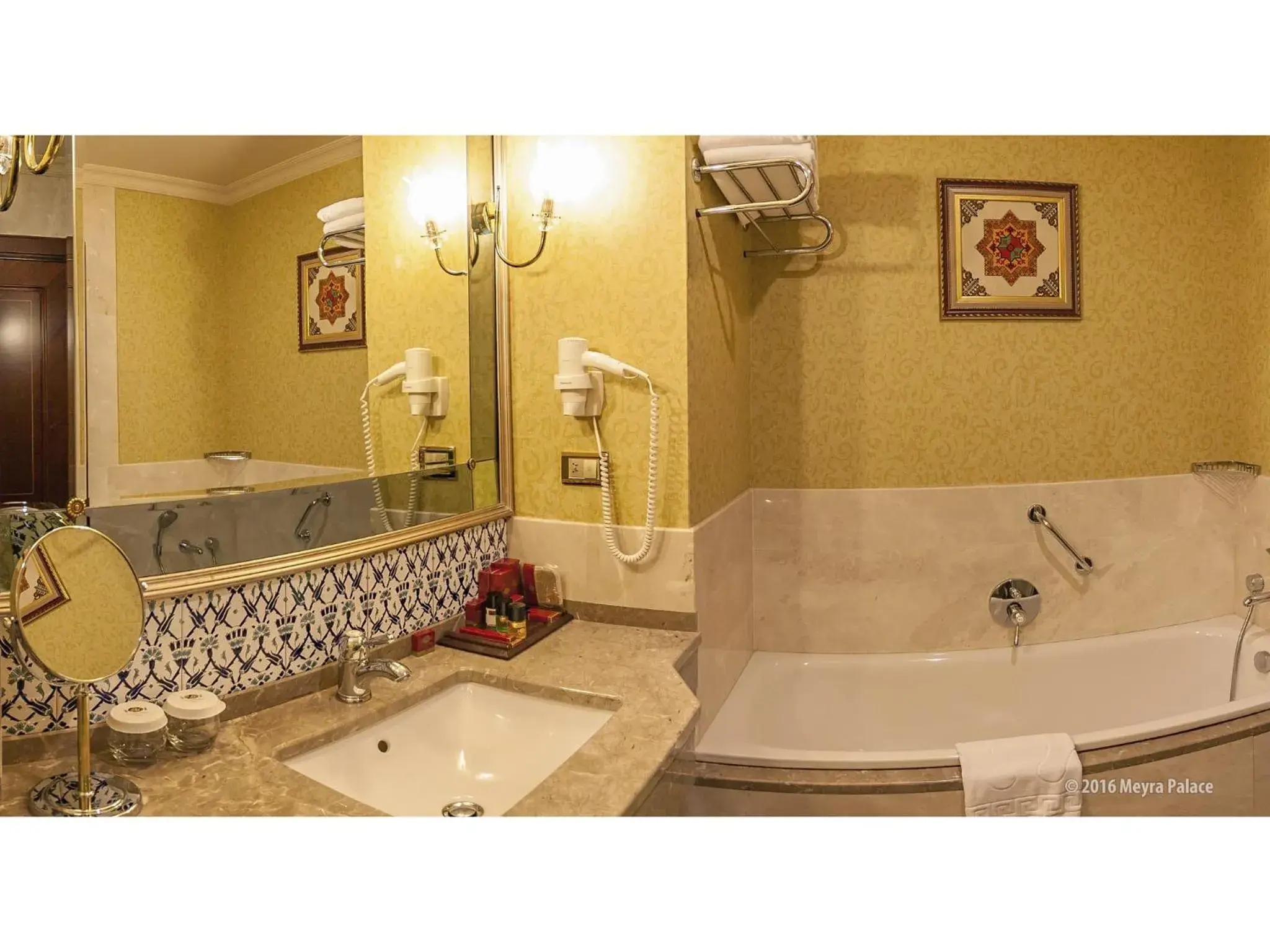 Bathroom in Meyra Palace Bathroom in Meyra Palace