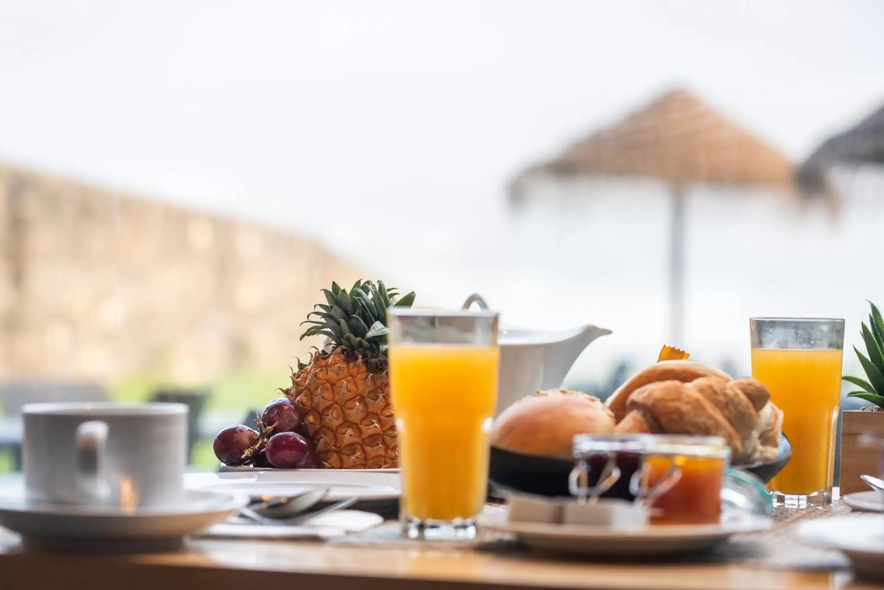 Breakfast in Pedras do Mar Resort & Spa