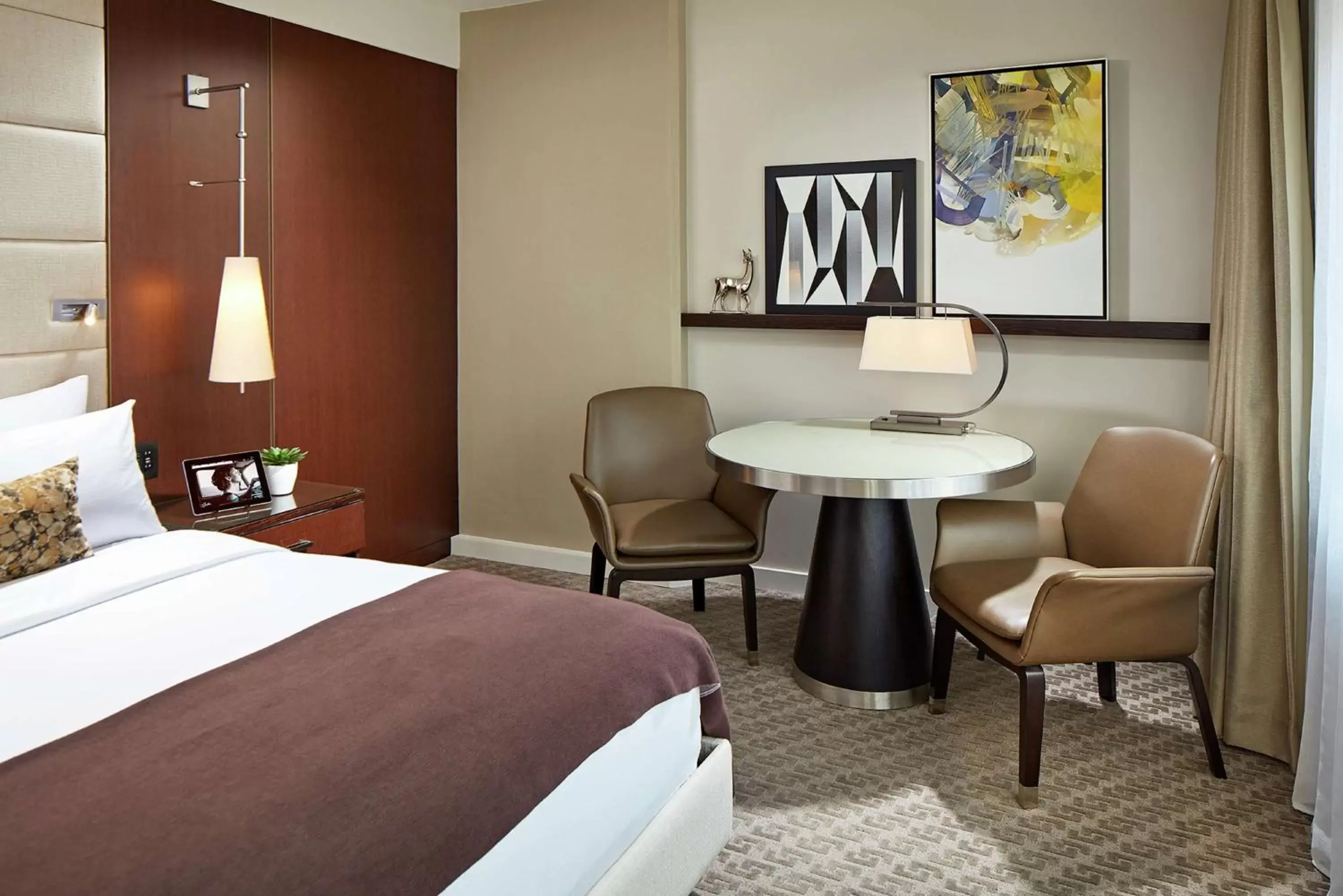 Premium King Room in The Statler Dallas, Curio Collection By Hilton