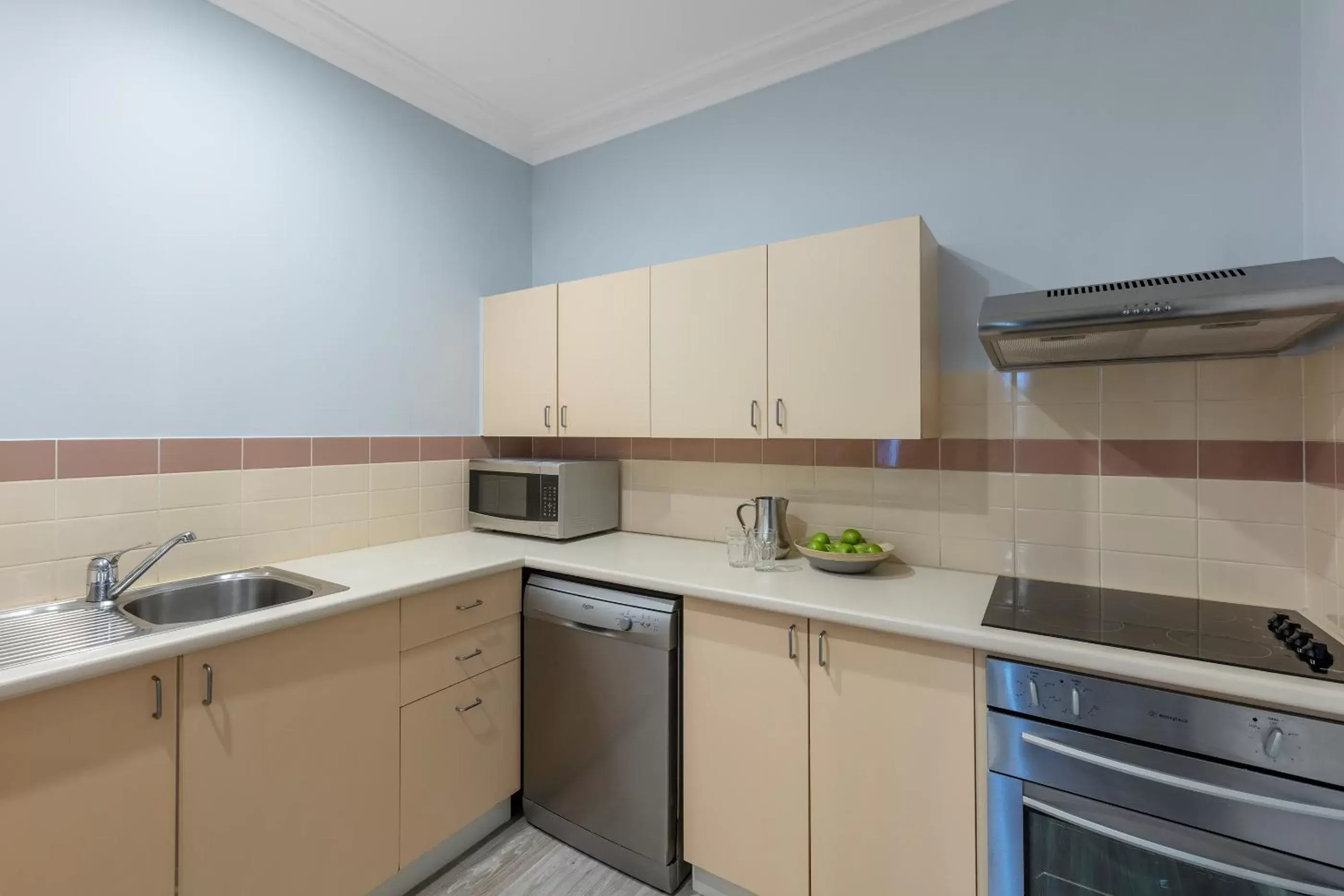 Kitchen or kitchenette, Kitchen/Kitchenette in Nesuto Woolloomooloo