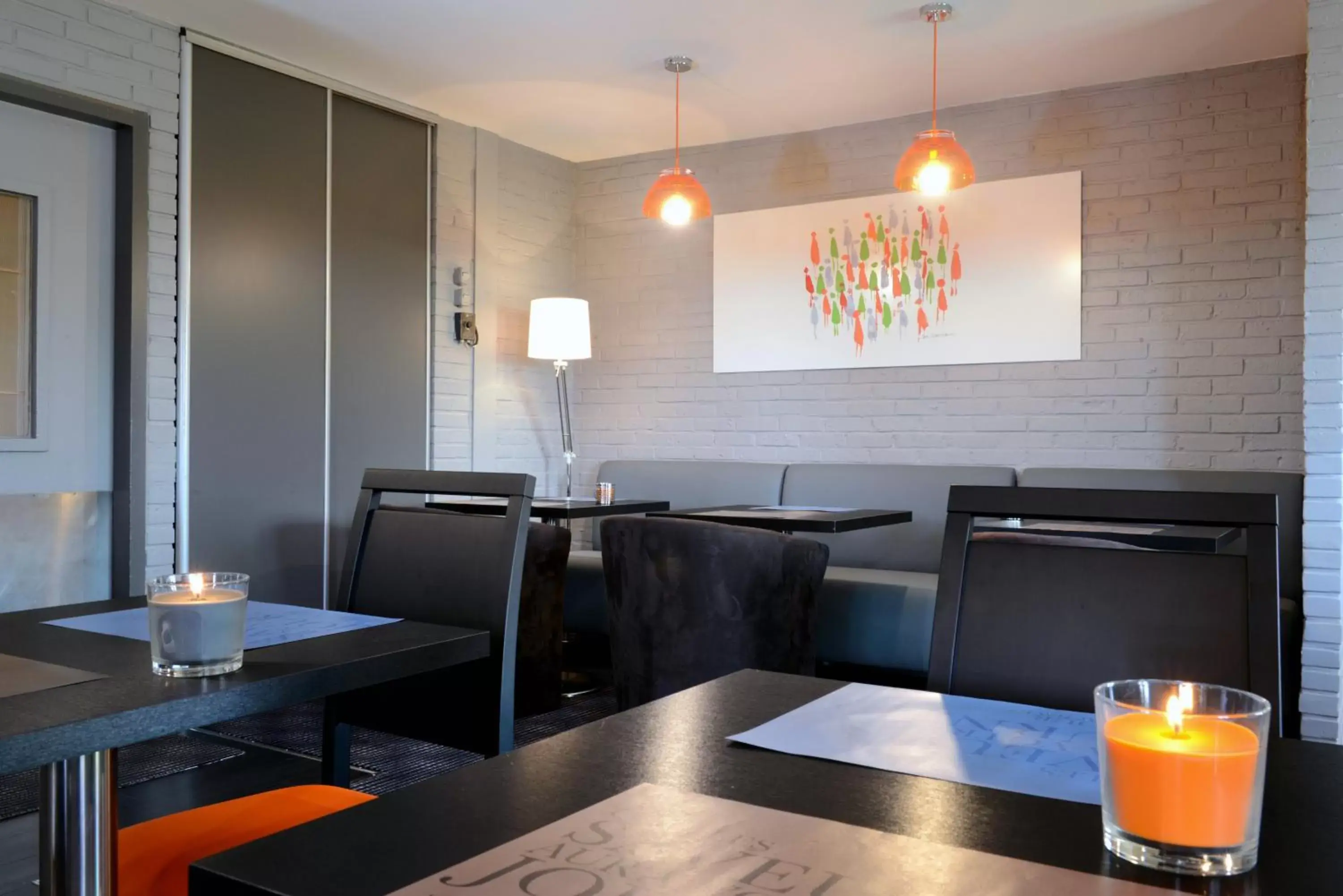 Lounge or bar, Restaurant/Places to Eat in Hotel inn Dijon-Quetigny - ex Kyriad