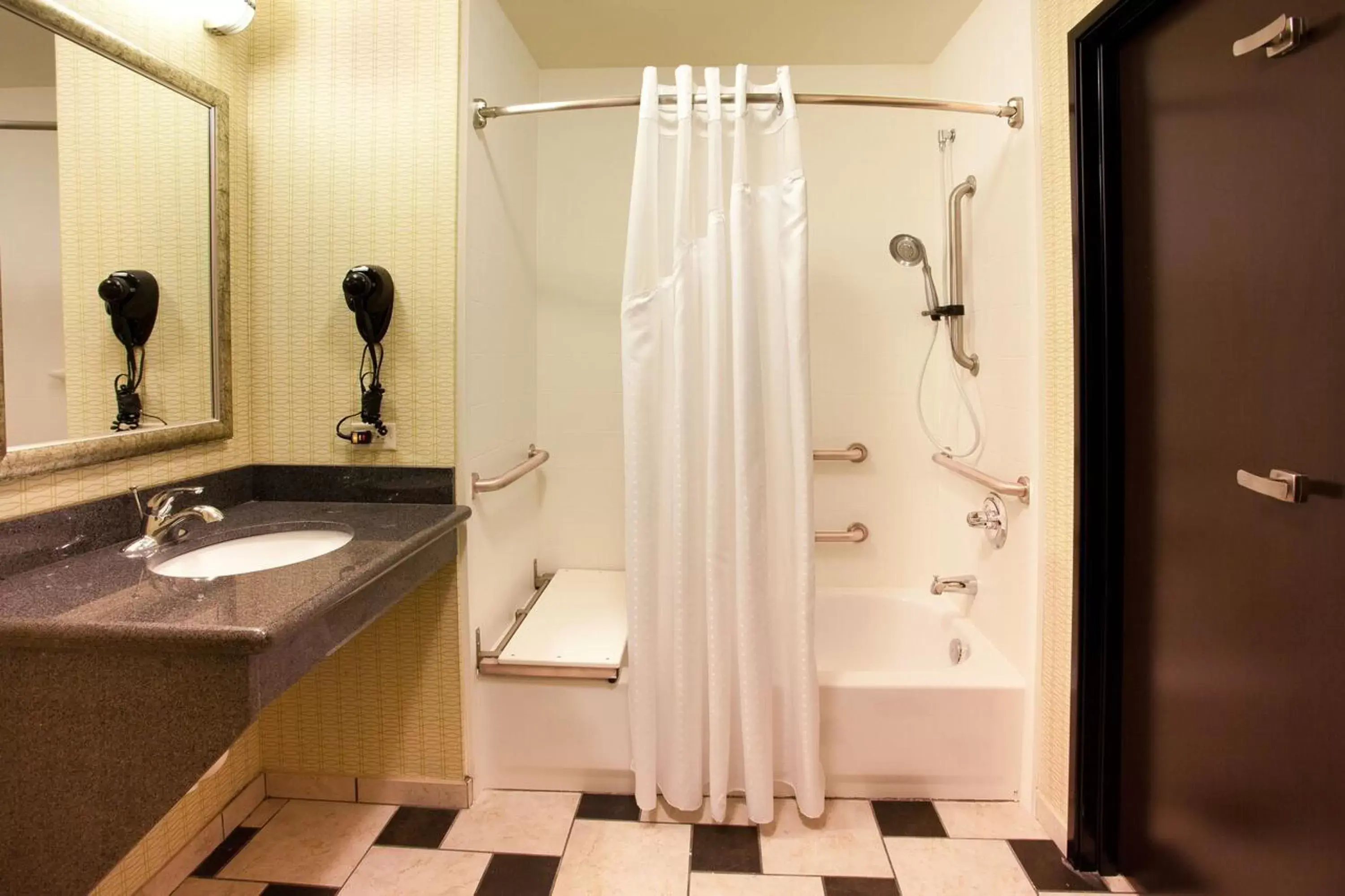 Bathroom in Holiday Inn Express Tulsa South Bixby, an IHG Hotel