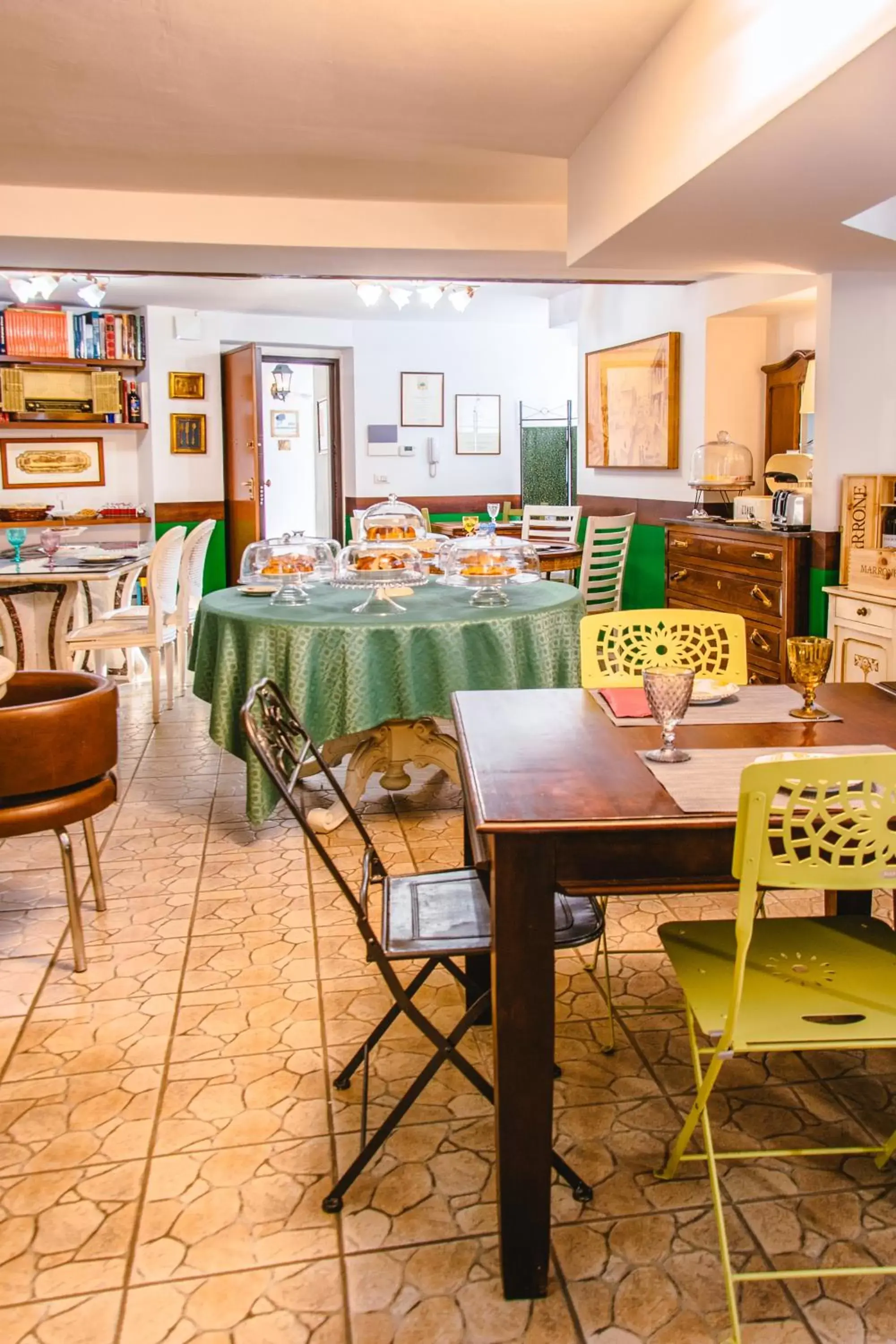 Breakfast, Restaurant/Places to Eat in La Fabbrica dell'Oro